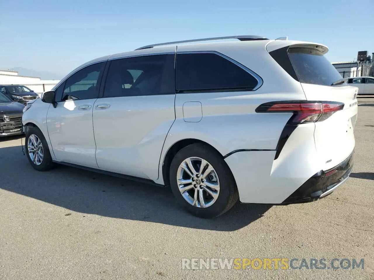 2 Photograph of a damaged car 5TDESKFC4PS099796 TOYOTA SIENNA 2023