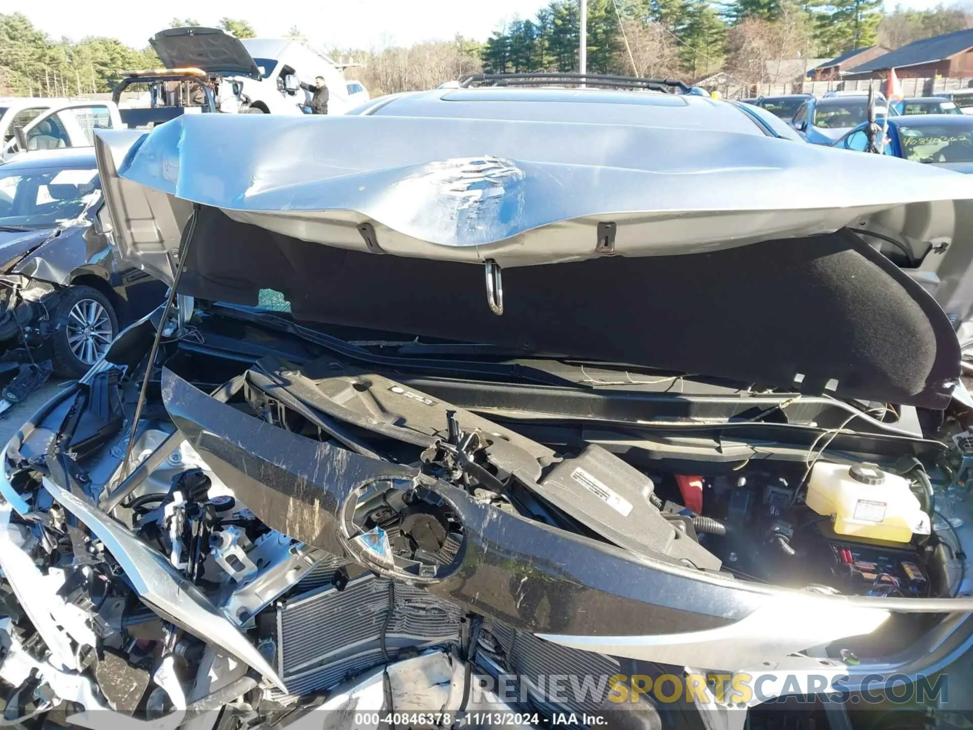 10 Photograph of a damaged car 5TDESKFC9PS104684 TOYOTA SIENNA 2023