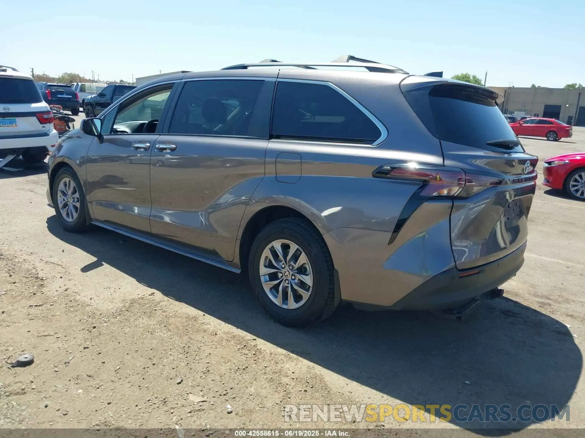 3 Photograph of a damaged car 5TDJRKEC2PS149963 TOYOTA SIENNA 2023