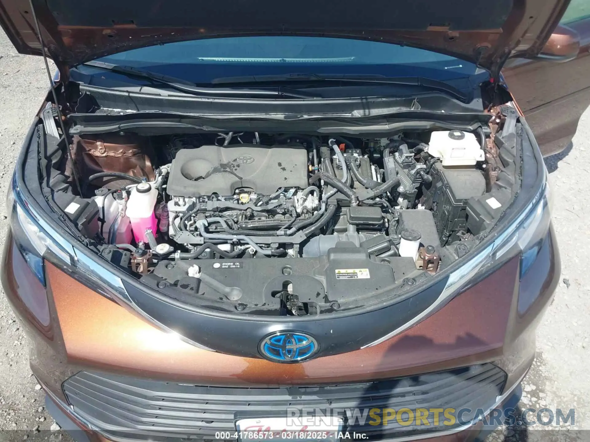 10 Photograph of a damaged car 5TDJRKEC2PS150448 TOYOTA SIENNA 2023