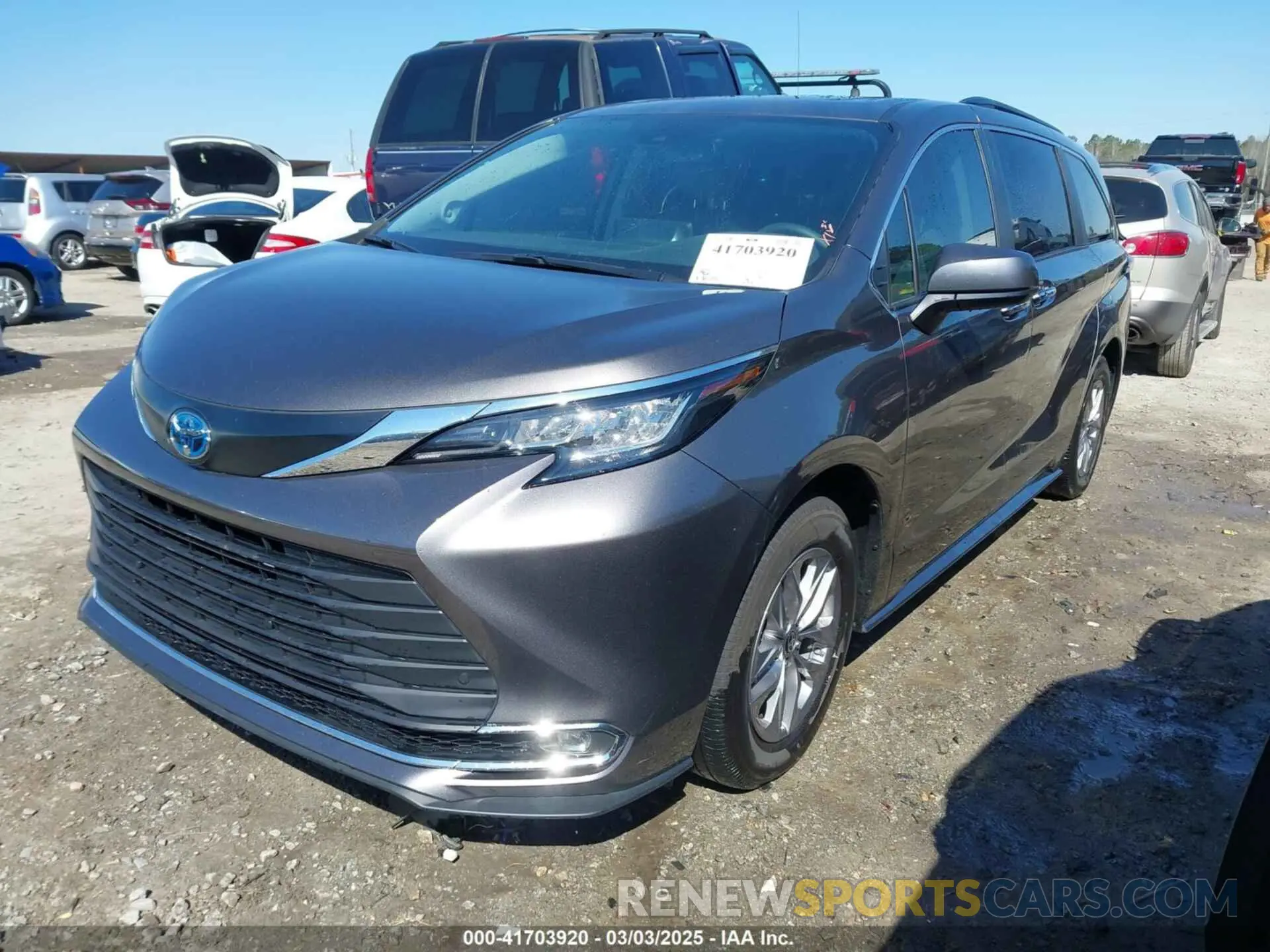 2 Photograph of a damaged car 5TDJRKEC8PS177038 TOYOTA SIENNA 2023