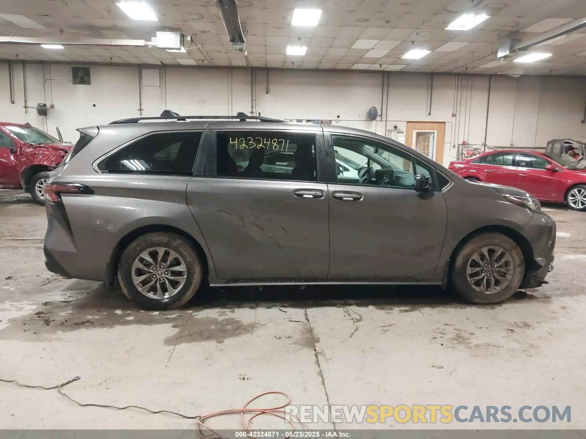 13 Фотография поврежденного автомобиля 5TDJSKFC0PS099650 TOYOTA SIENNA 2023