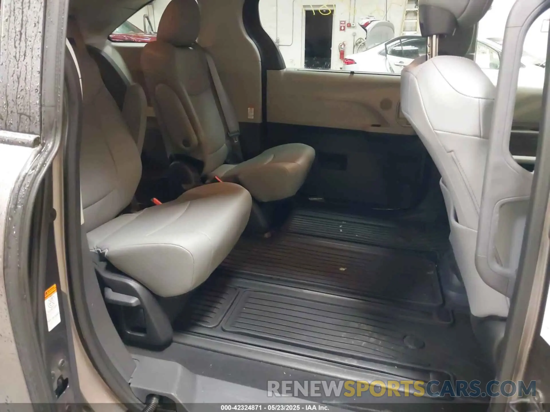 8 Фотография поврежденного автомобиля 5TDJSKFC0PS099650 TOYOTA SIENNA 2023