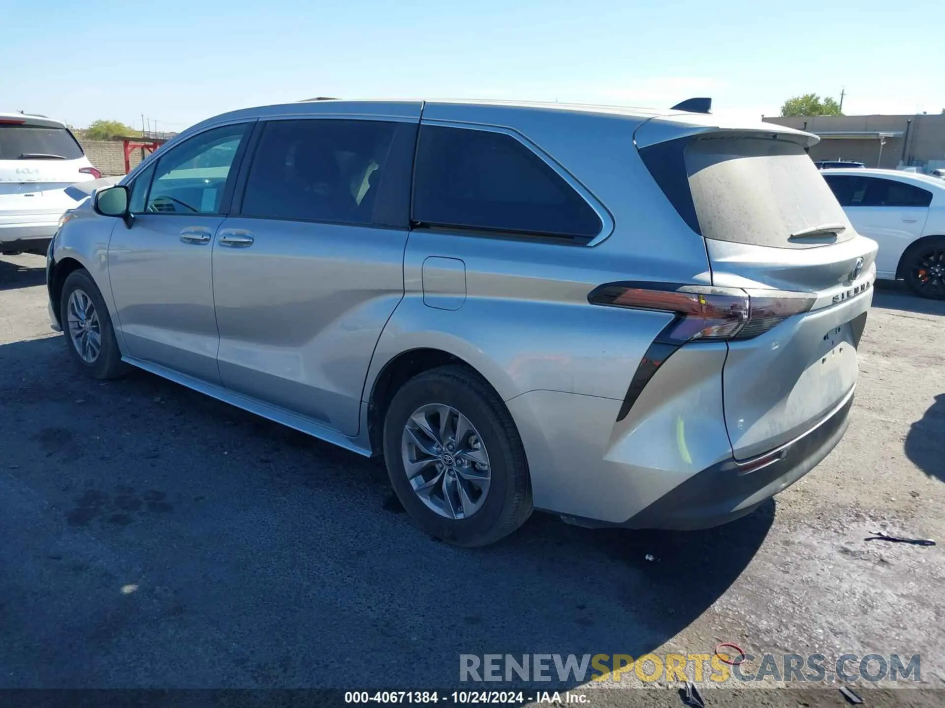 3 Photograph of a damaged car 5TDKRKEC5PS150108 TOYOTA SIENNA 2023