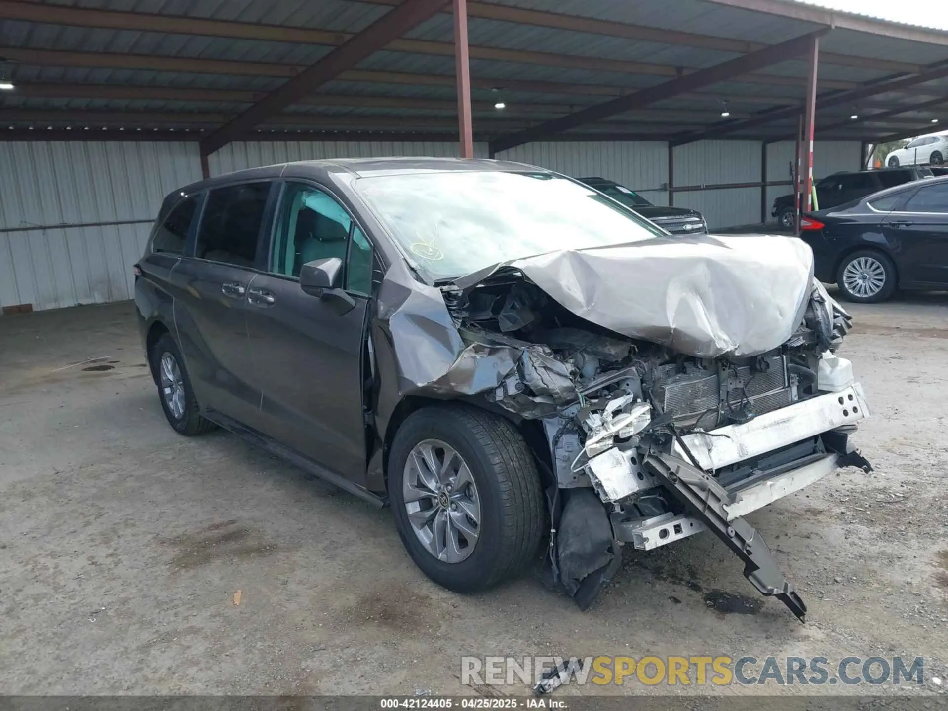 1 Фотография поврежденного автомобиля 5TDKRKEC6PS157598 TOYOTA SIENNA 2023