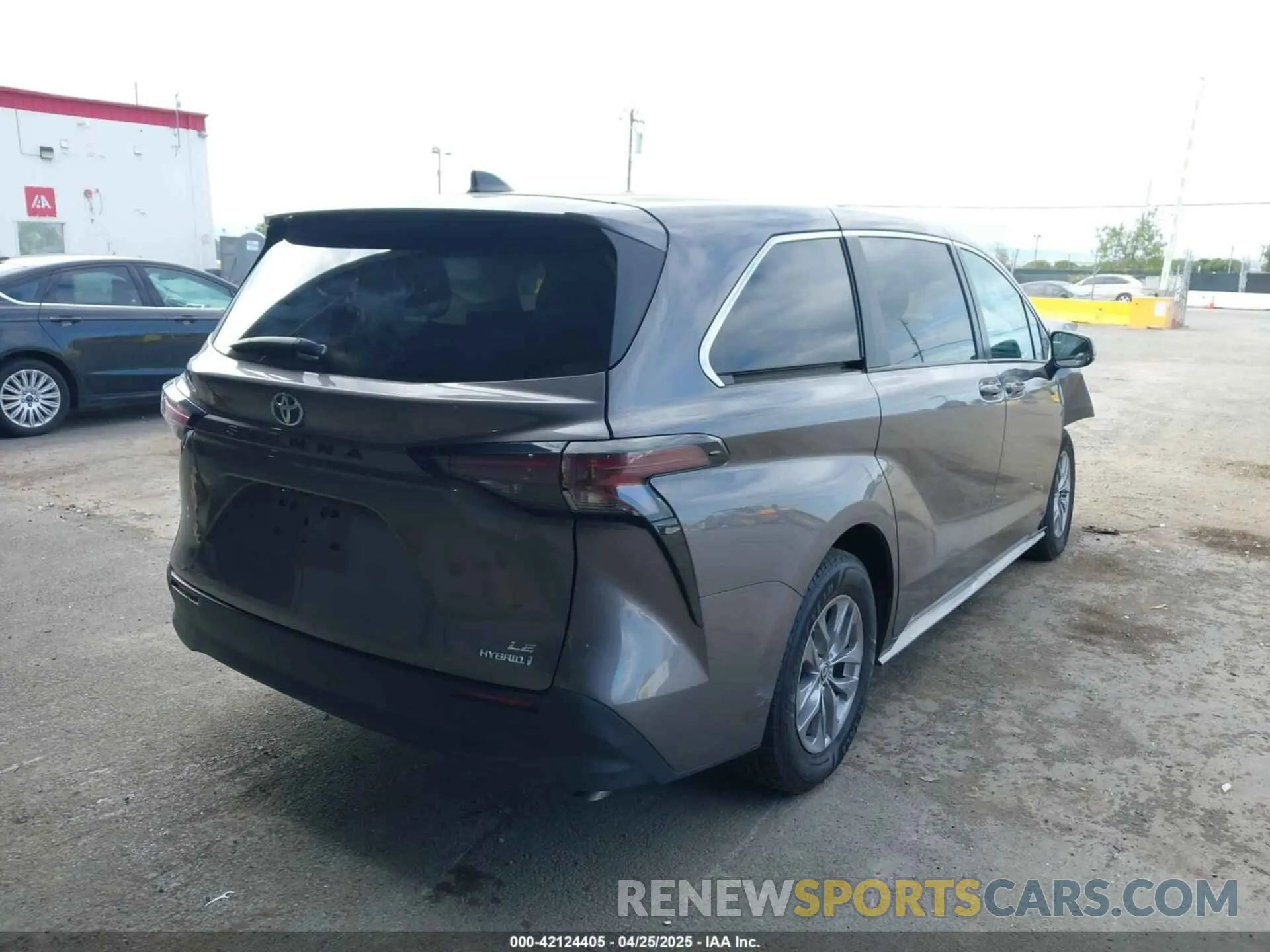 4 Фотография поврежденного автомобиля 5TDKRKEC6PS157598 TOYOTA SIENNA 2023