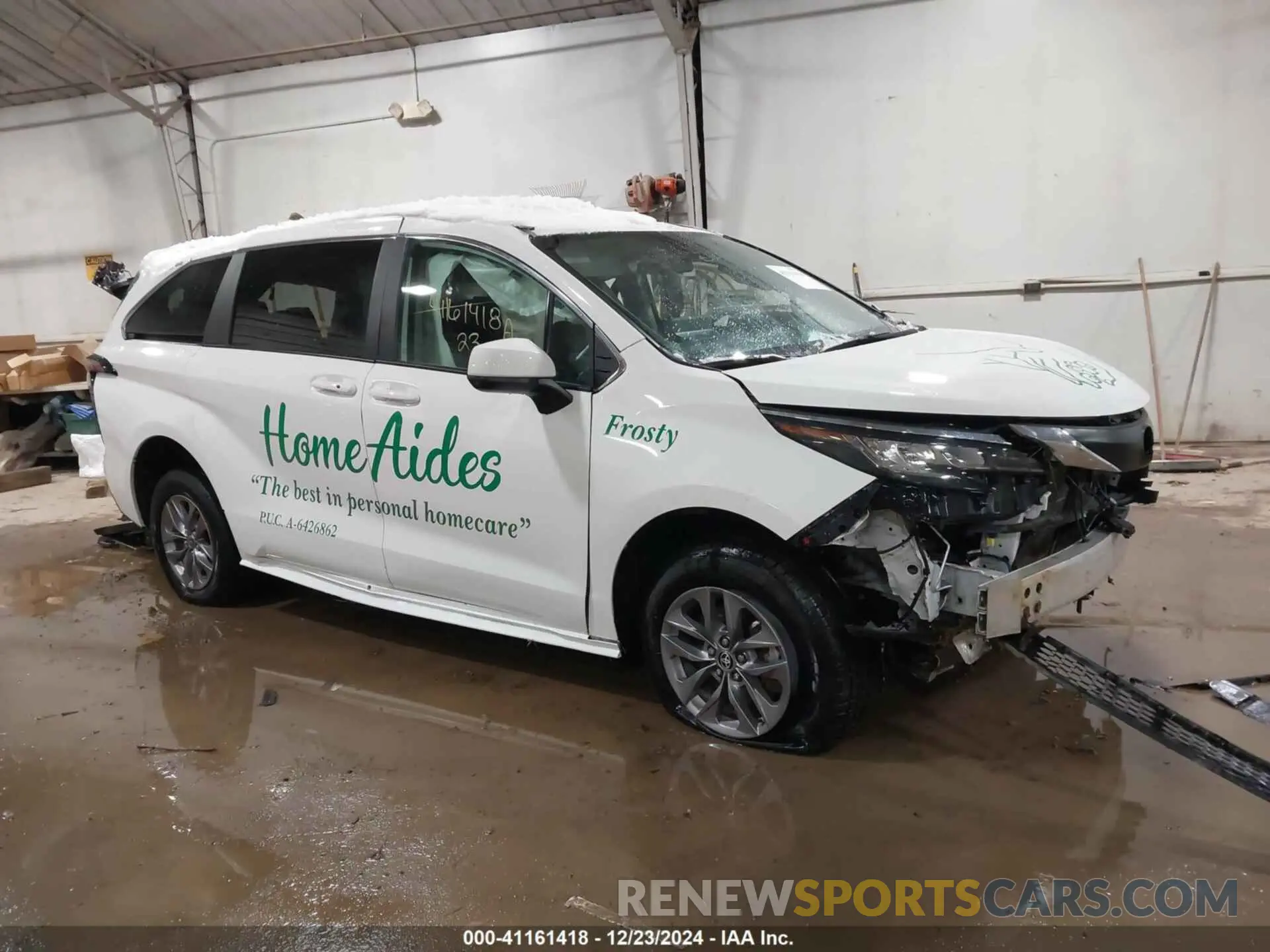 1 Фотография поврежденного автомобиля 5TDKRKEC6PS166558 TOYOTA SIENNA 2023