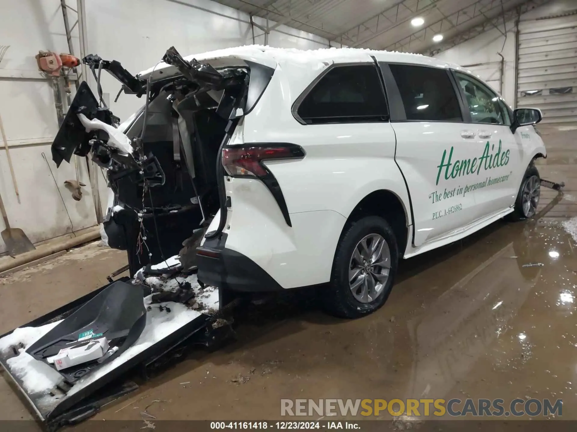 4 Фотография поврежденного автомобиля 5TDKRKEC6PS166558 TOYOTA SIENNA 2023