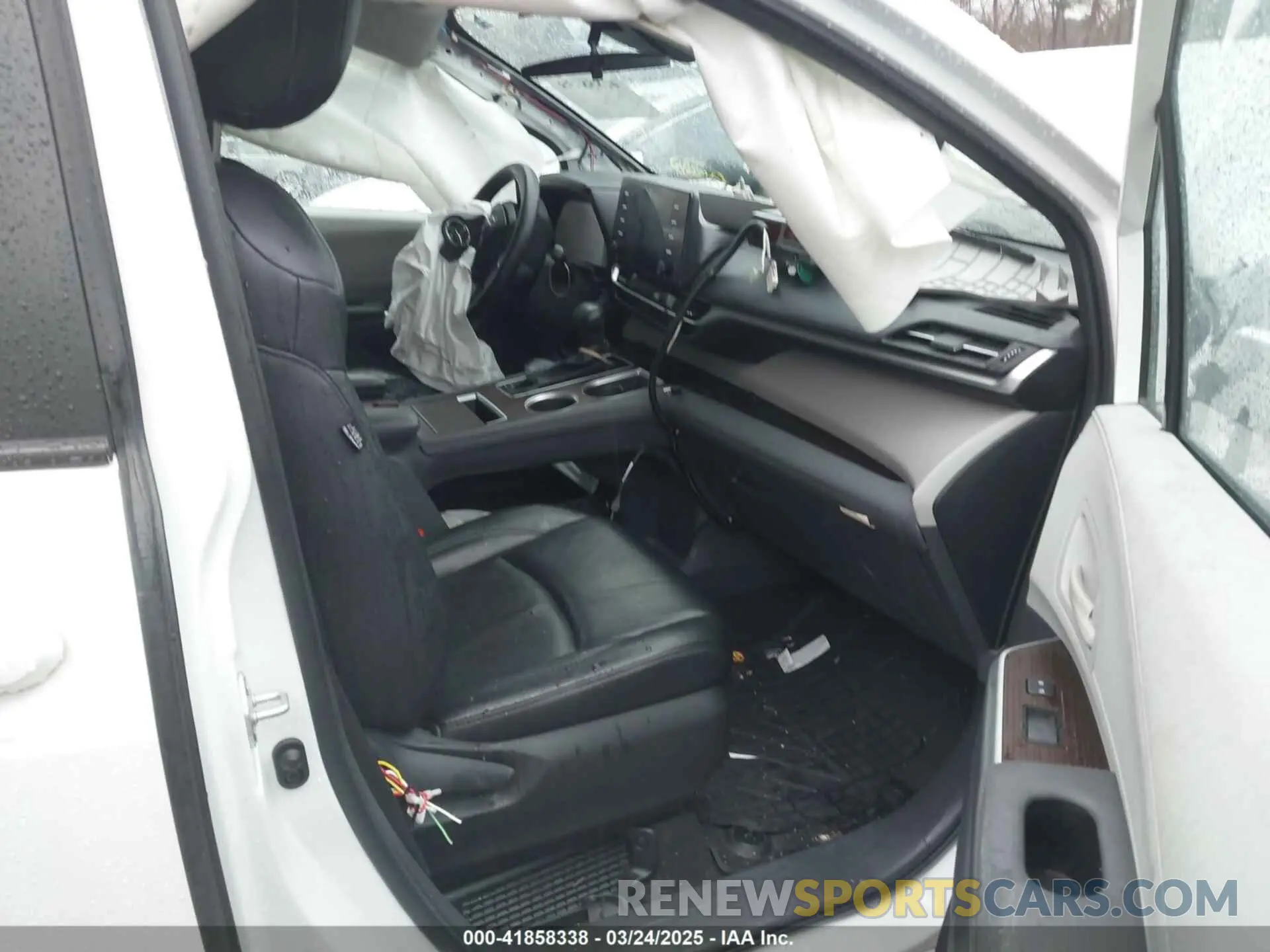 5 Фотография поврежденного автомобиля 5TDKSKFC0PS077118 TOYOTA SIENNA 2023