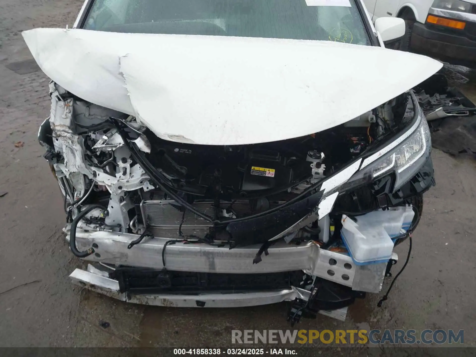 6 Фотография поврежденного автомобиля 5TDKSKFC0PS077118 TOYOTA SIENNA 2023