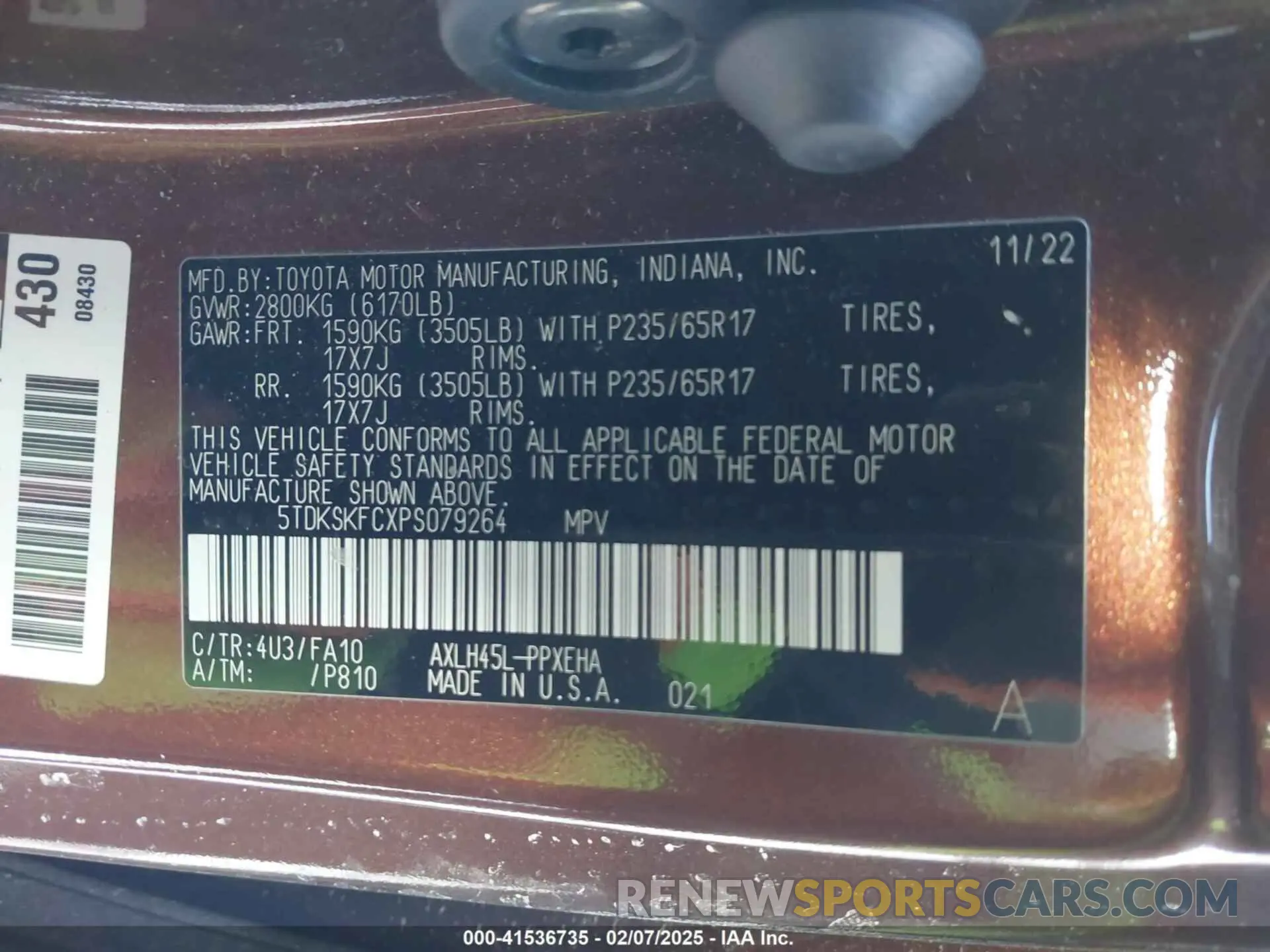9 Photograph of a damaged car 5TDKSKFCXPS079264 TOYOTA SIENNA 2023