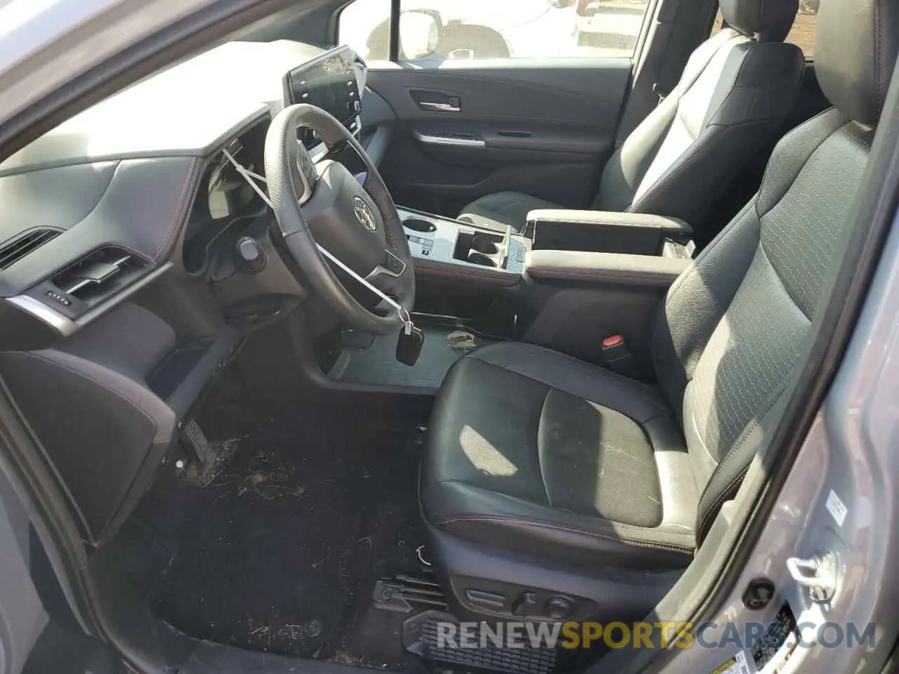 7 Фотография поврежденного автомобиля 5TDXSKFC9PS088477 TOYOTA SIENNA 2023
