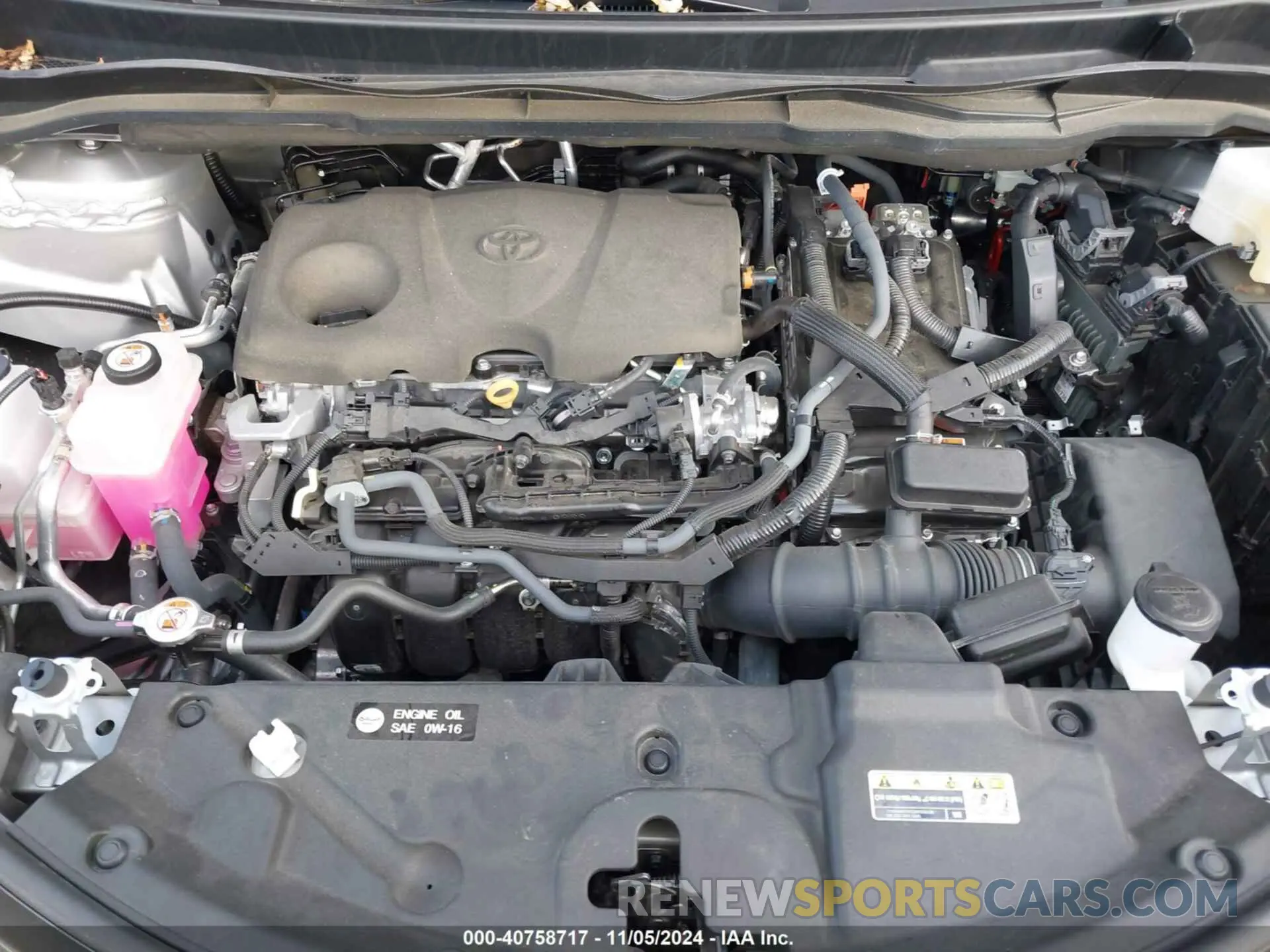 10 Photograph of a damaged car 5TDYRKEC4PS154578 TOYOTA SIENNA 2023