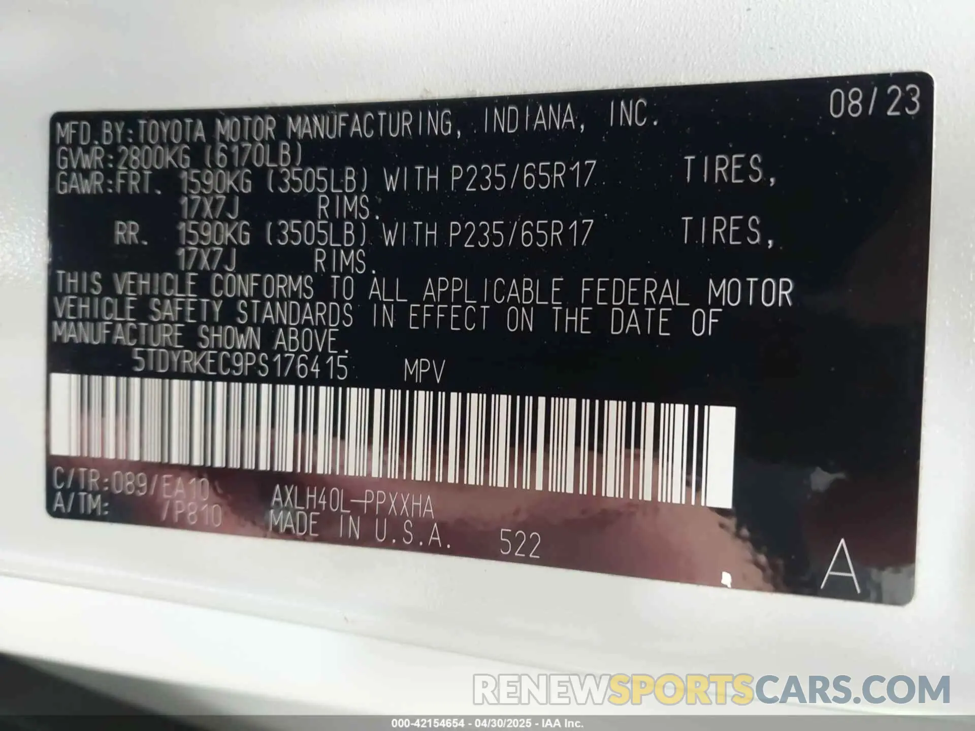 9 Photograph of a damaged car 5TDYRKEC9PS176415 TOYOTA SIENNA 2023