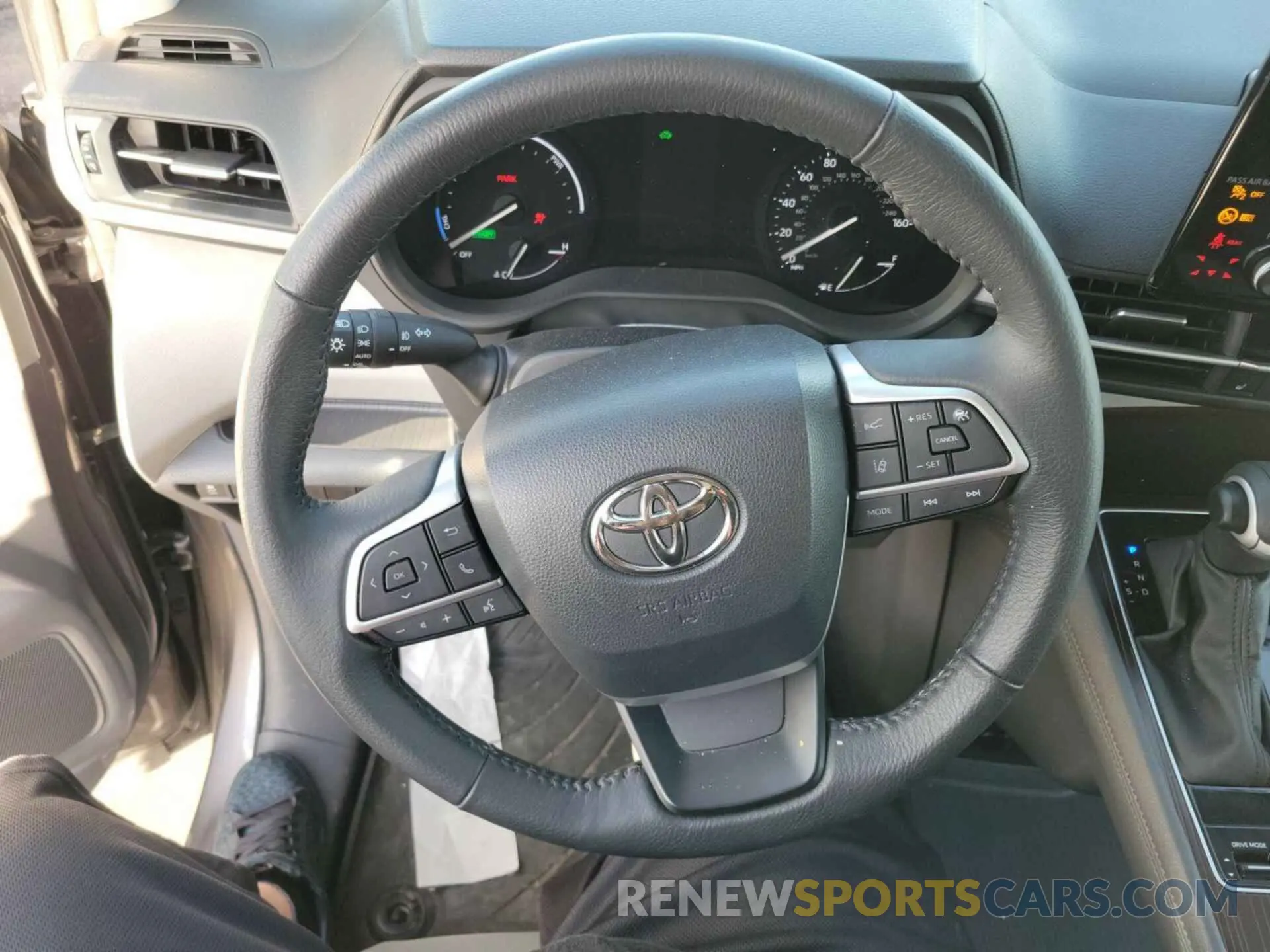 24 Фотография поврежденного автомобиля 5TDYSKFC7PS088448 TOYOTA SIENNA 2023