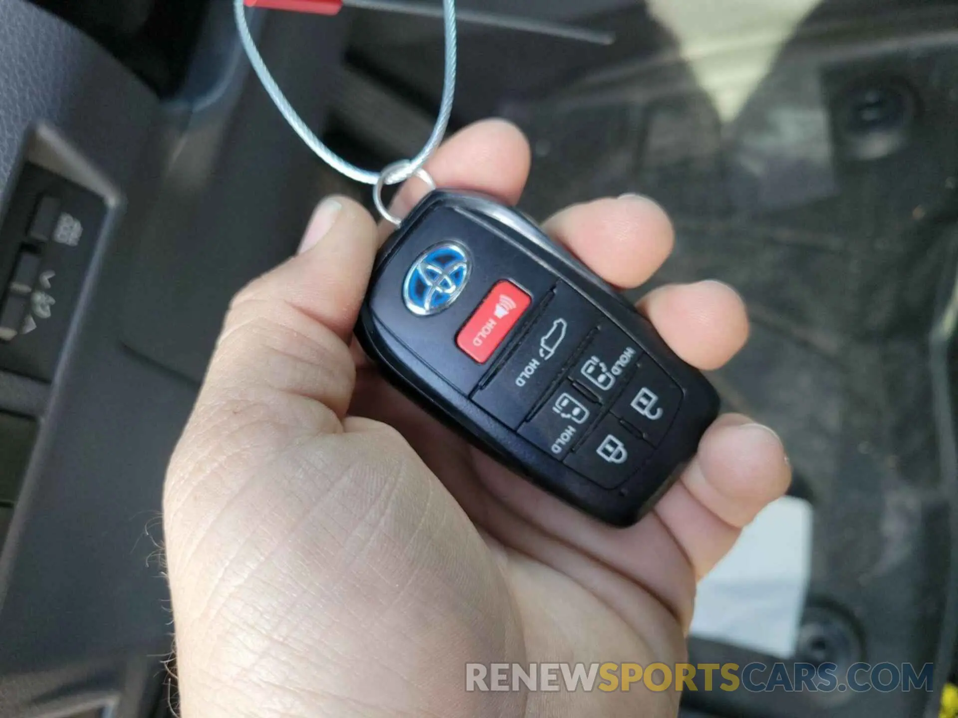 33 Фотография поврежденного автомобиля 5TDYSKFC7PS088448 TOYOTA SIENNA 2023