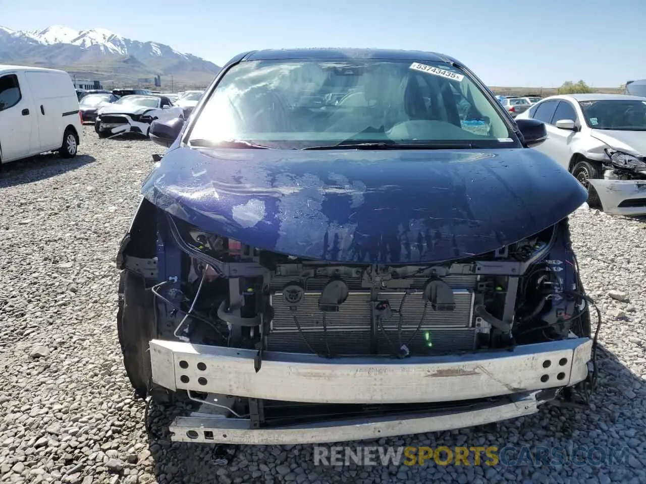 5 Photograph of a damaged car 5TDZSKFC8PS096076 TOYOTA SIENNA 2023