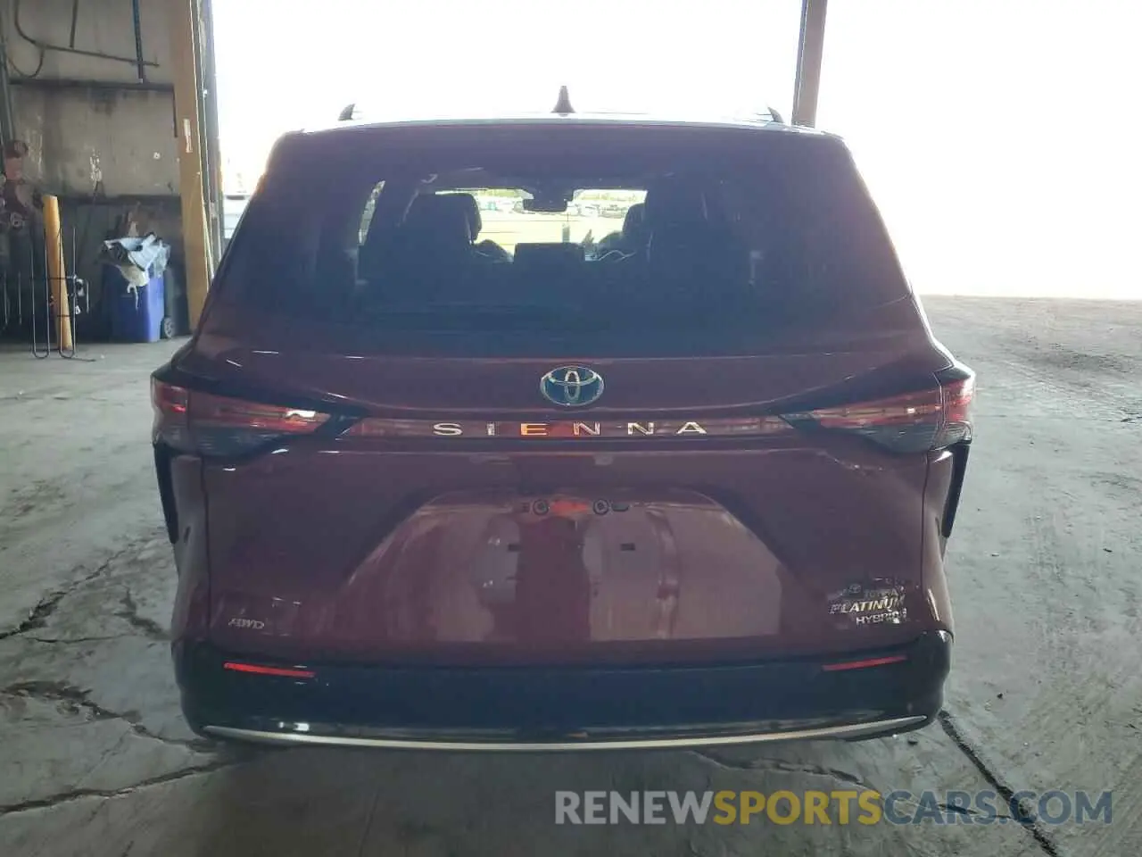 6 Photograph of a damaged car 5TDESKFC2RS128067 TOYOTA SIENNA 2024