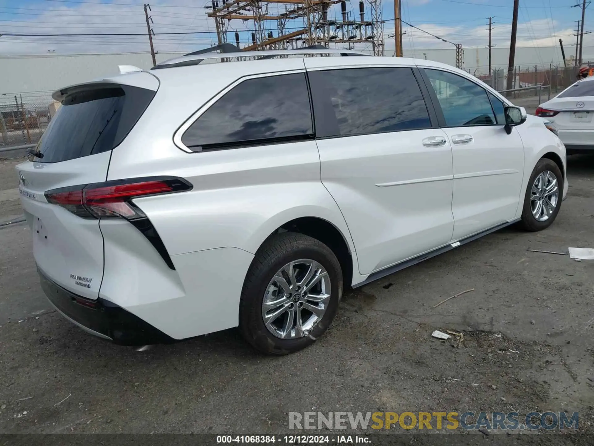 4 Фотография поврежденного автомобиля 5TDESKFC4RS119032 TOYOTA SIENNA 2024
