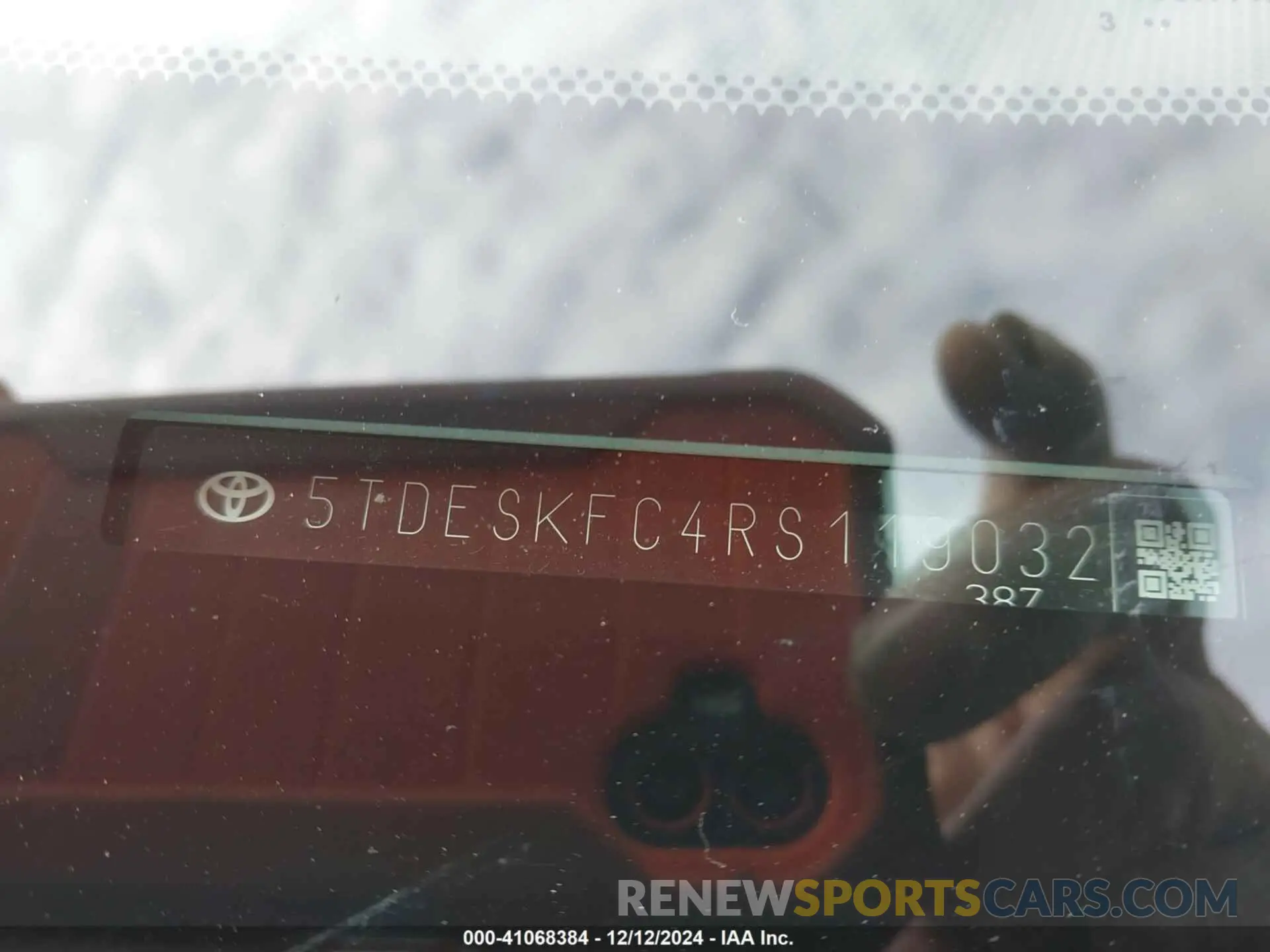 9 Фотография поврежденного автомобиля 5TDESKFC4RS119032 TOYOTA SIENNA 2024