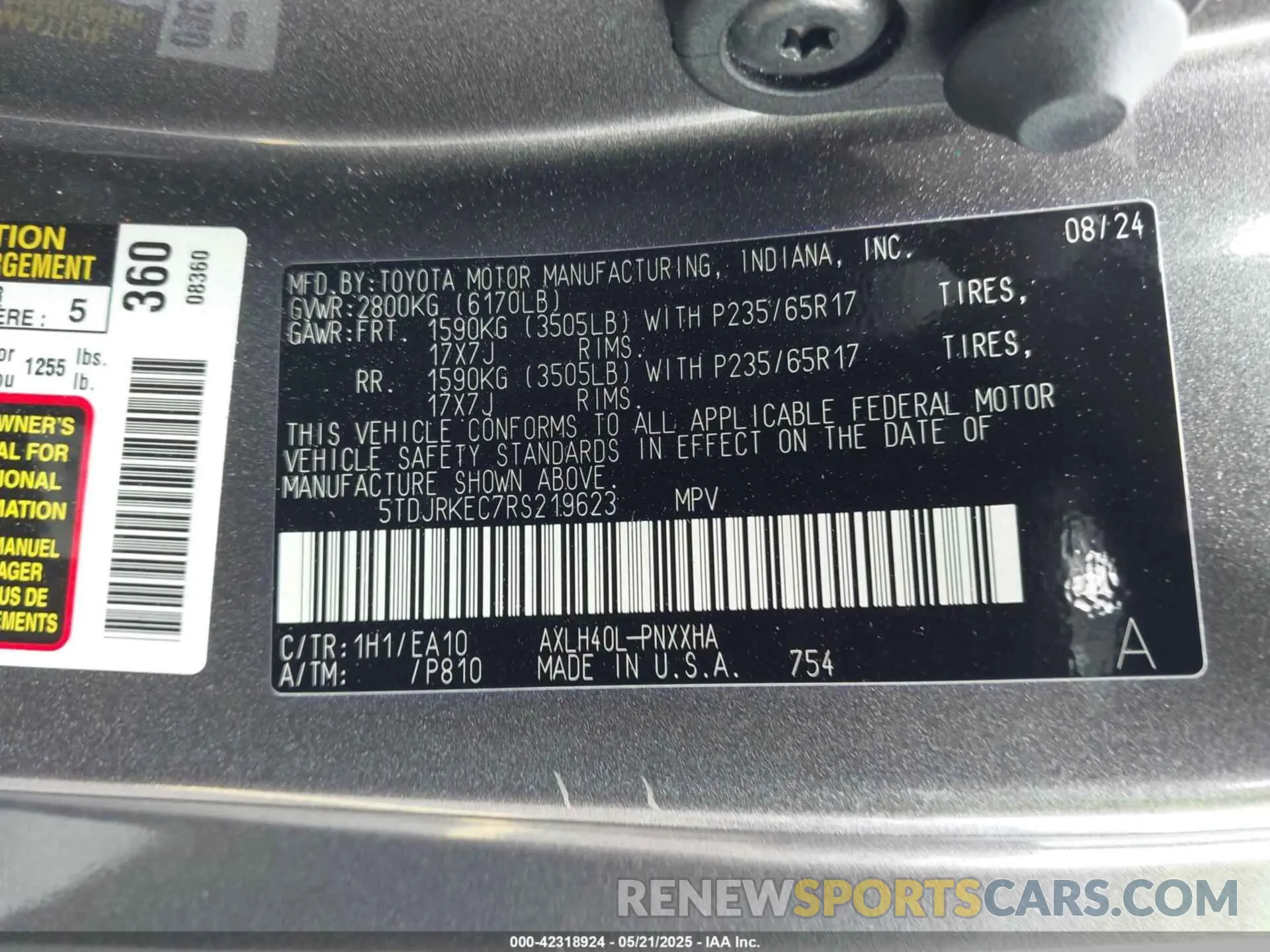 9 Photograph of a damaged car 5TDJRKEC7RS219623 TOYOTA SIENNA 2024