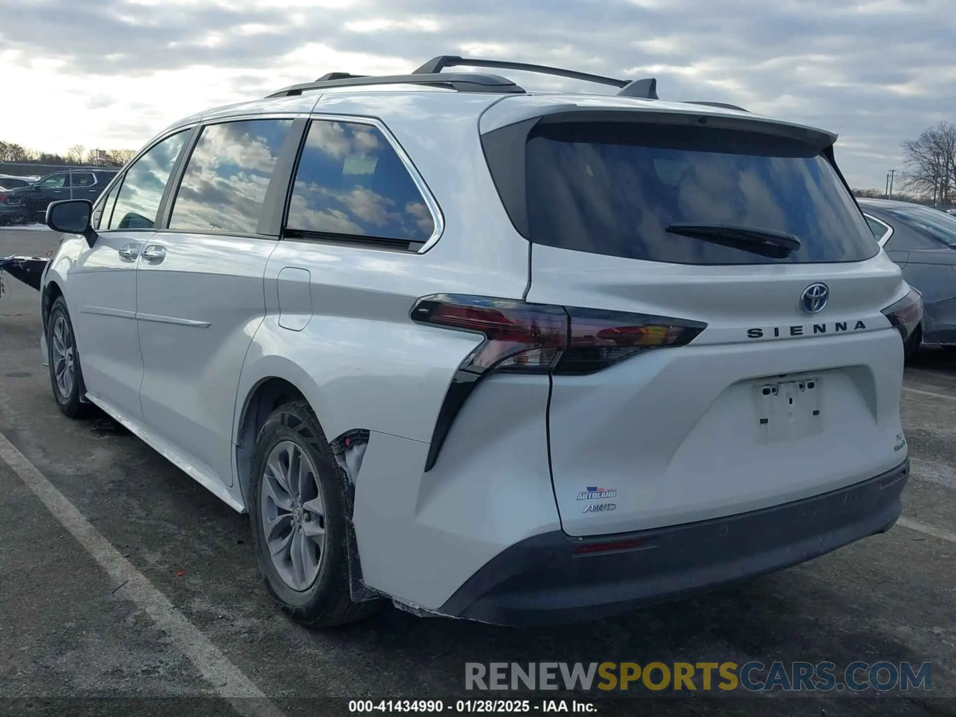 3 Фотография поврежденного автомобиля 5TDJSKFC6RS119094 TOYOTA SIENNA 2024