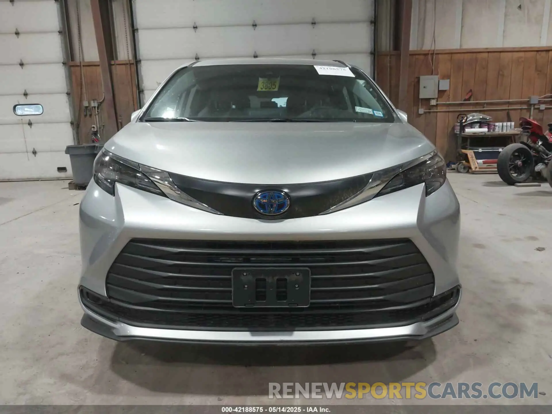 13 Фотография поврежденного автомобиля 5TDKRKEC6RS216152 TOYOTA SIENNA 2024