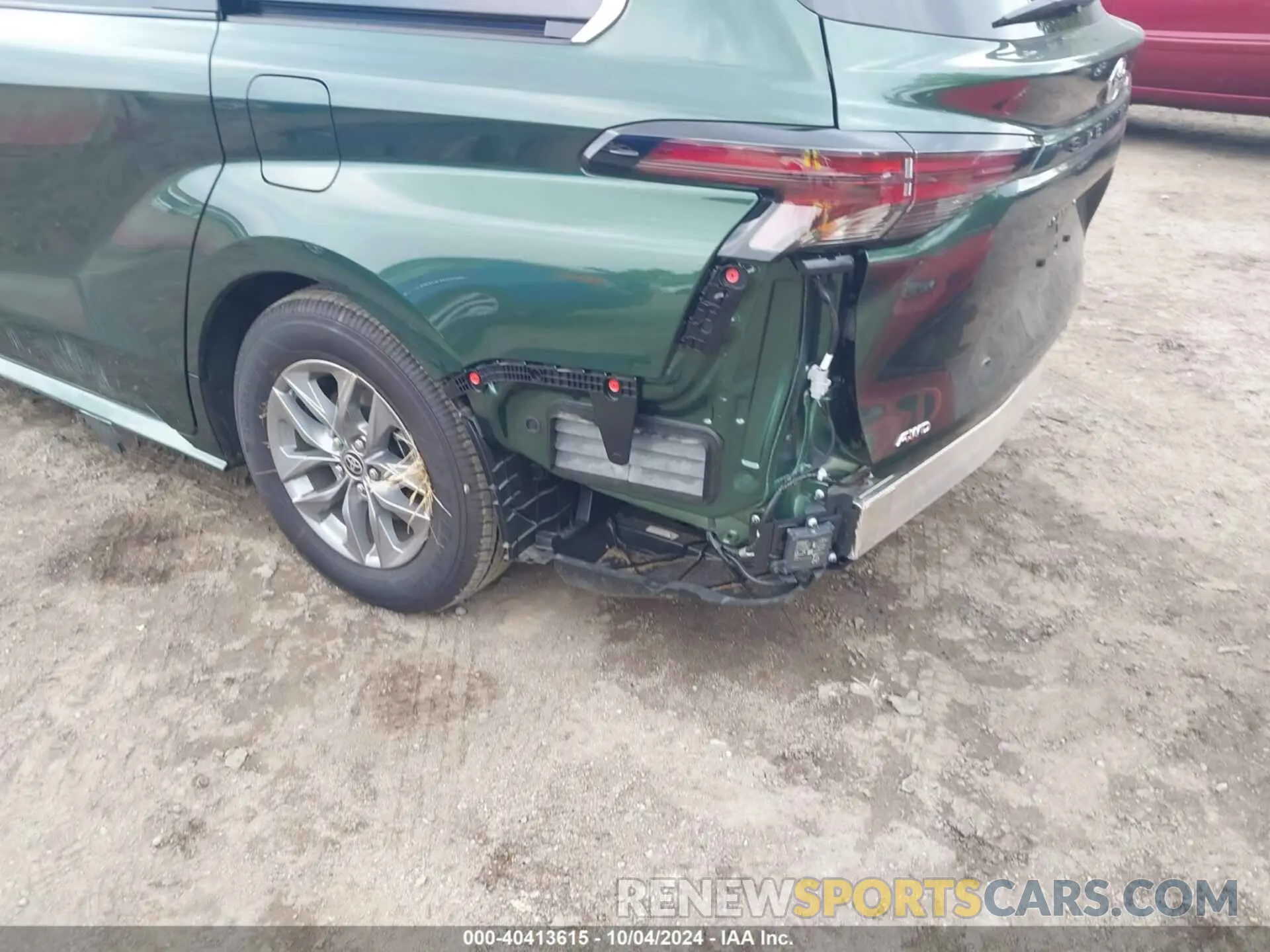 19 Photograph of a damaged car 5TDKSKFC1RS129035 TOYOTA SIENNA 2024