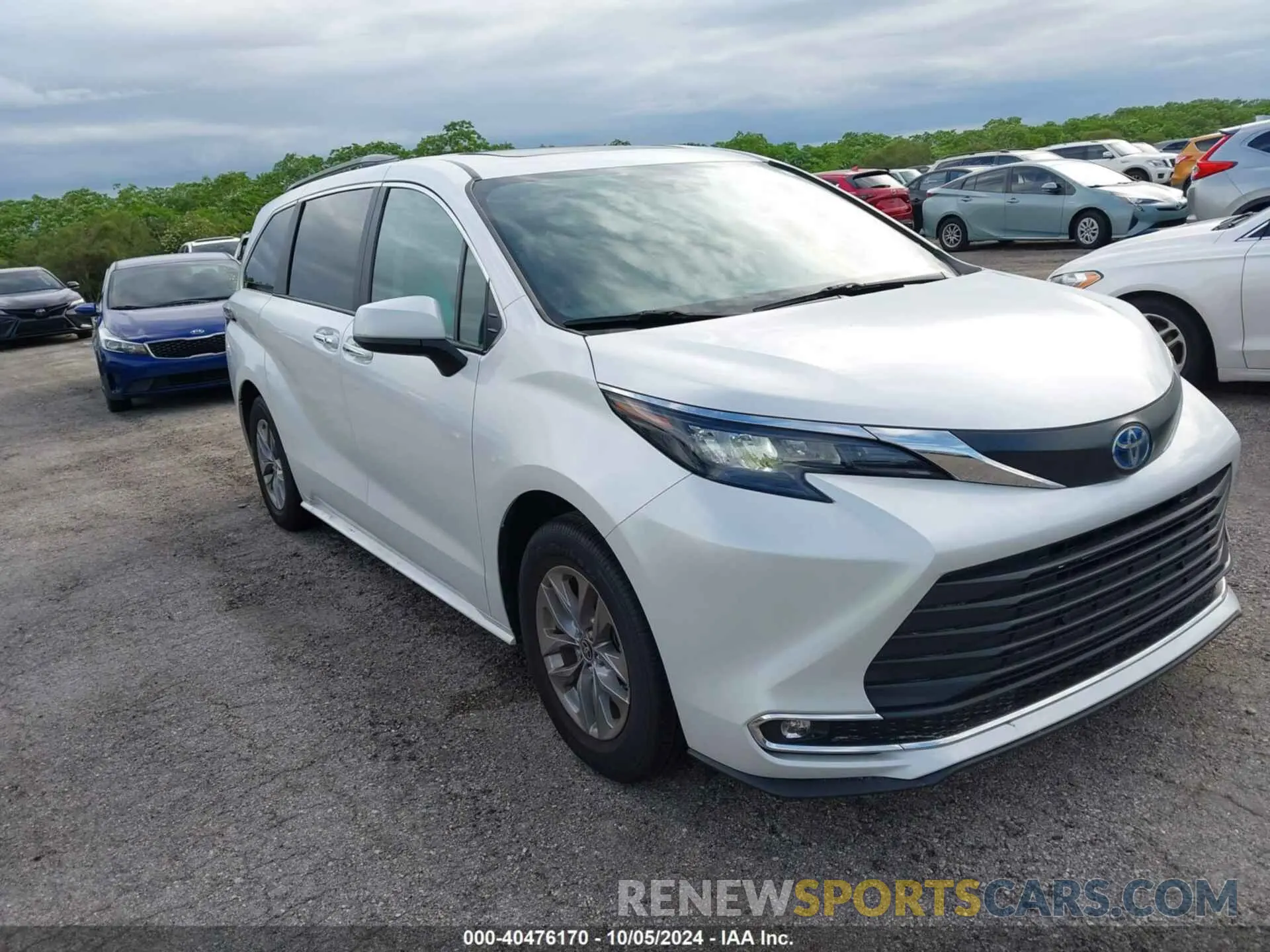 1 Photograph of a damaged car 5TDYRKEC1RS184639 TOYOTA SIENNA 2024
