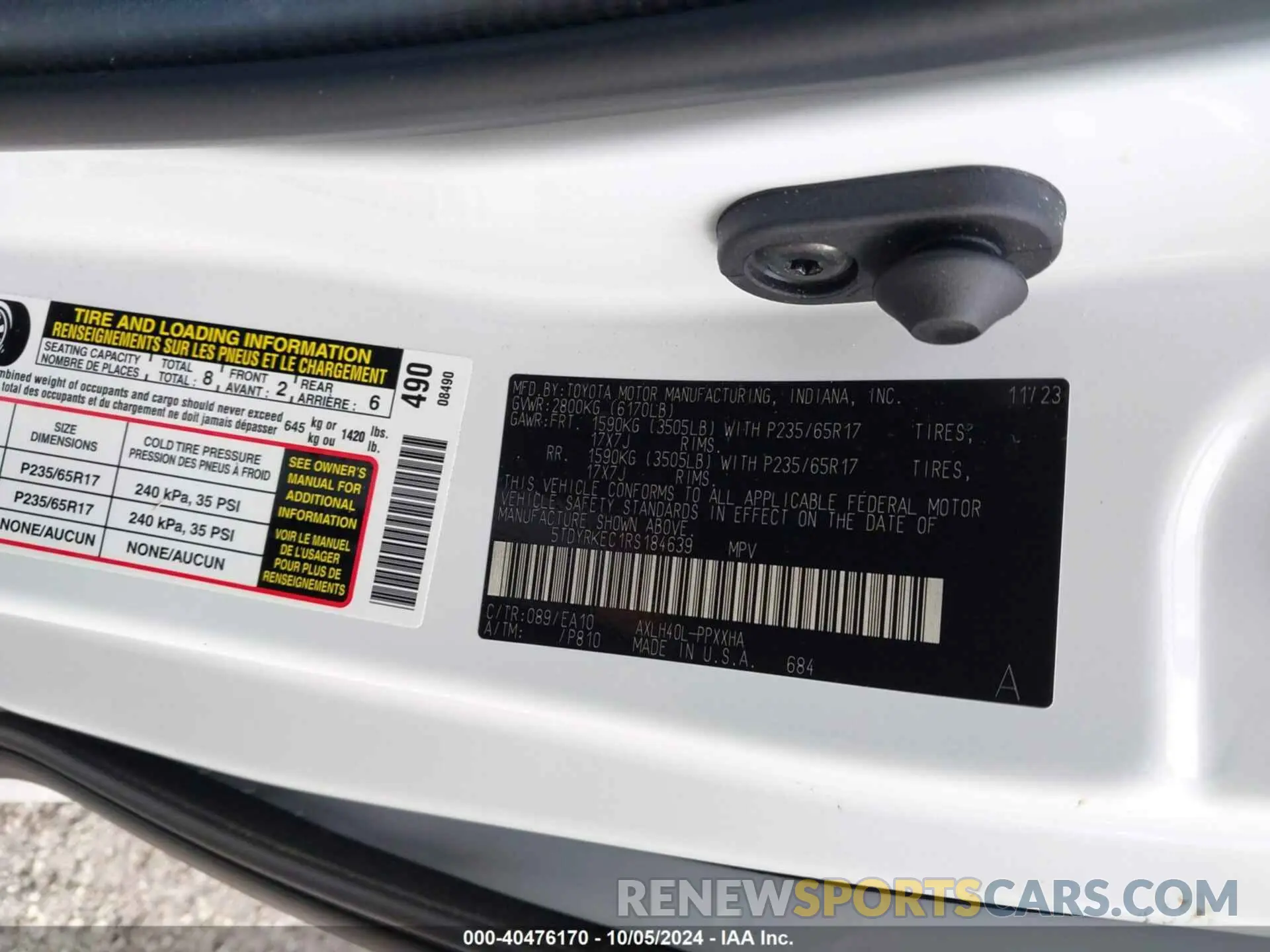 9 Photograph of a damaged car 5TDYRKEC1RS184639 TOYOTA SIENNA 2024