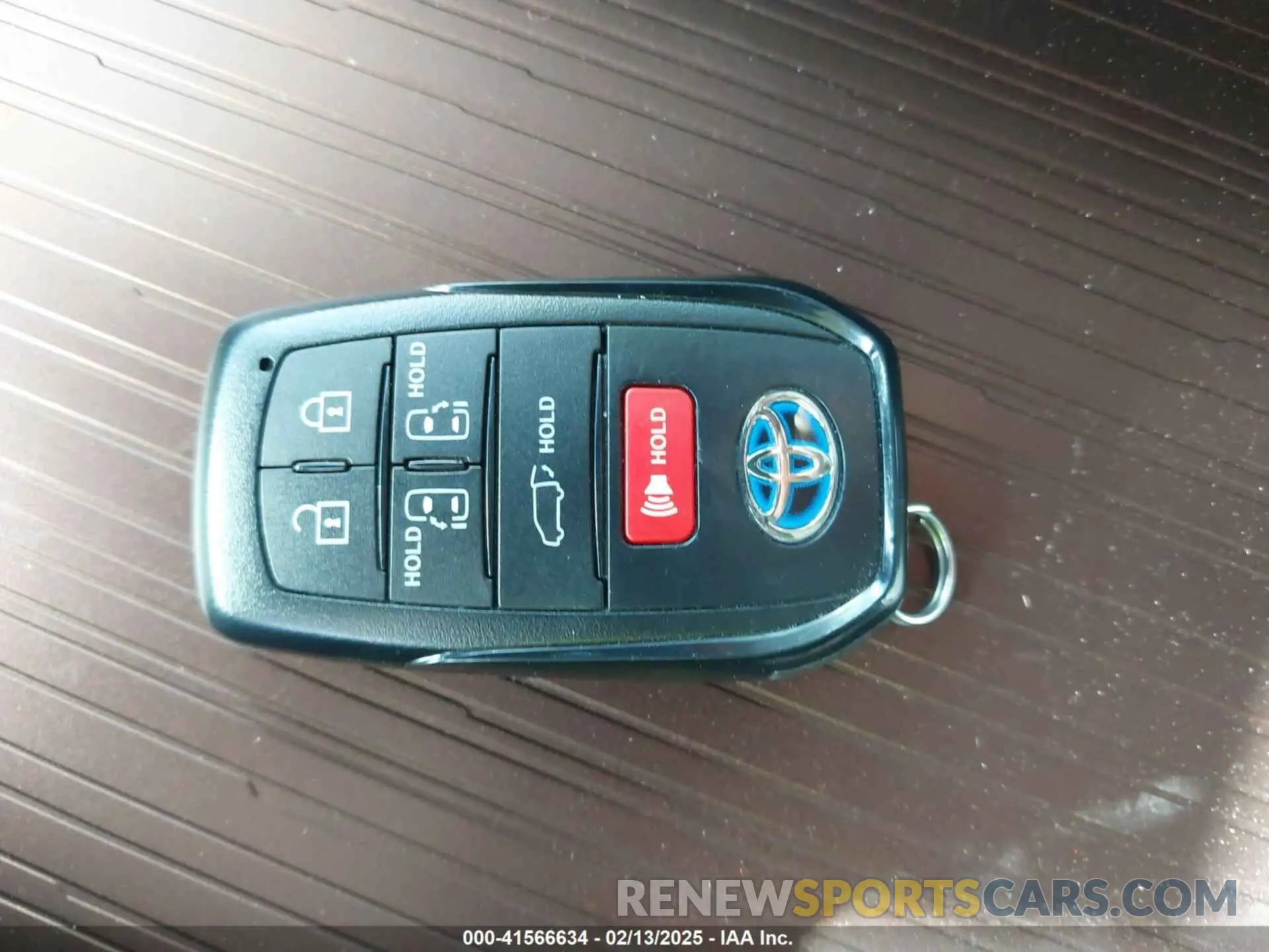11 Фотография поврежденного автомобиля 5TDYRKEC7RS224934 TOYOTA SIENNA 2024