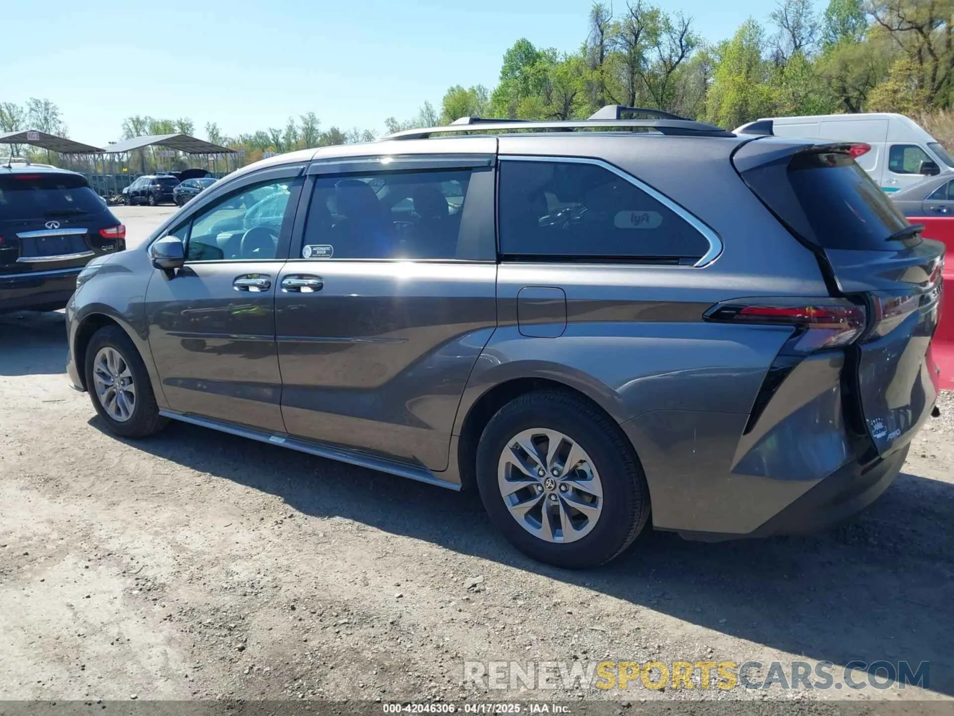 14 Фотография поврежденного автомобиля 5TDYSKFC1RS149845 TOYOTA SIENNA 2024