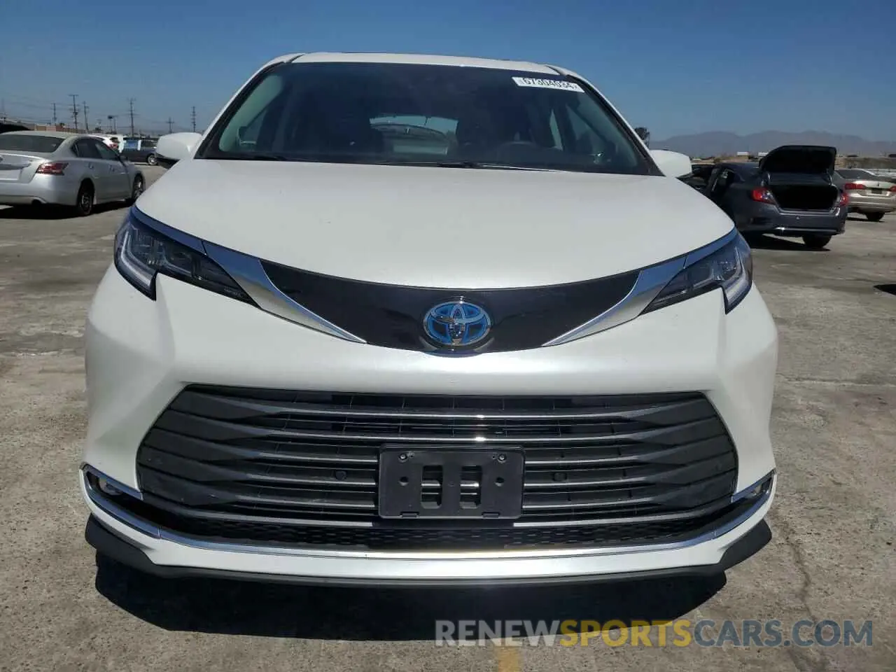 5 Photograph of a damaged car 5TDZRKEC1RS187559 TOYOTA SIENNA 2024