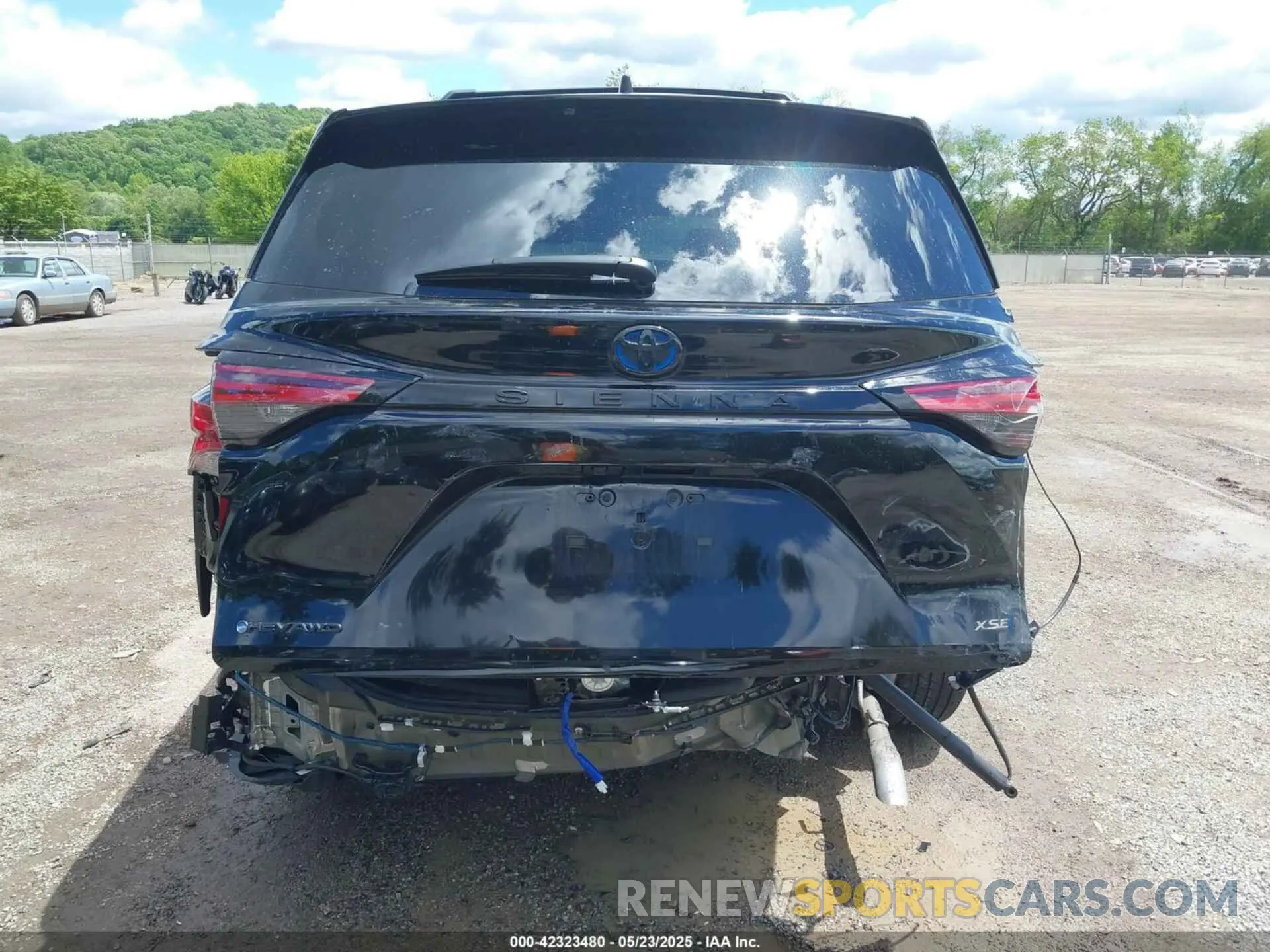 17 Фотография поврежденного автомобиля 5TDCSKFCXSS156213 TOYOTA SIENNA 2025
