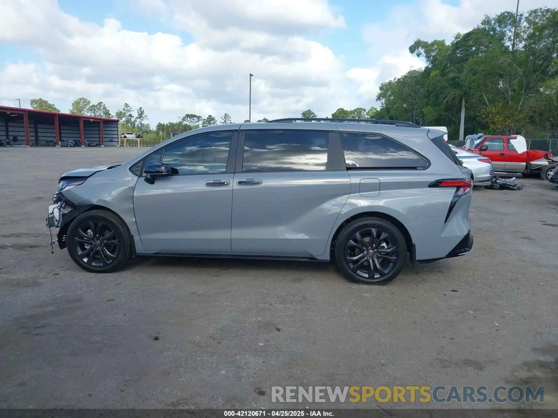 15 Фотография поврежденного автомобиля 5TDDRKEC5SS252980 TOYOTA SIENNA 2025