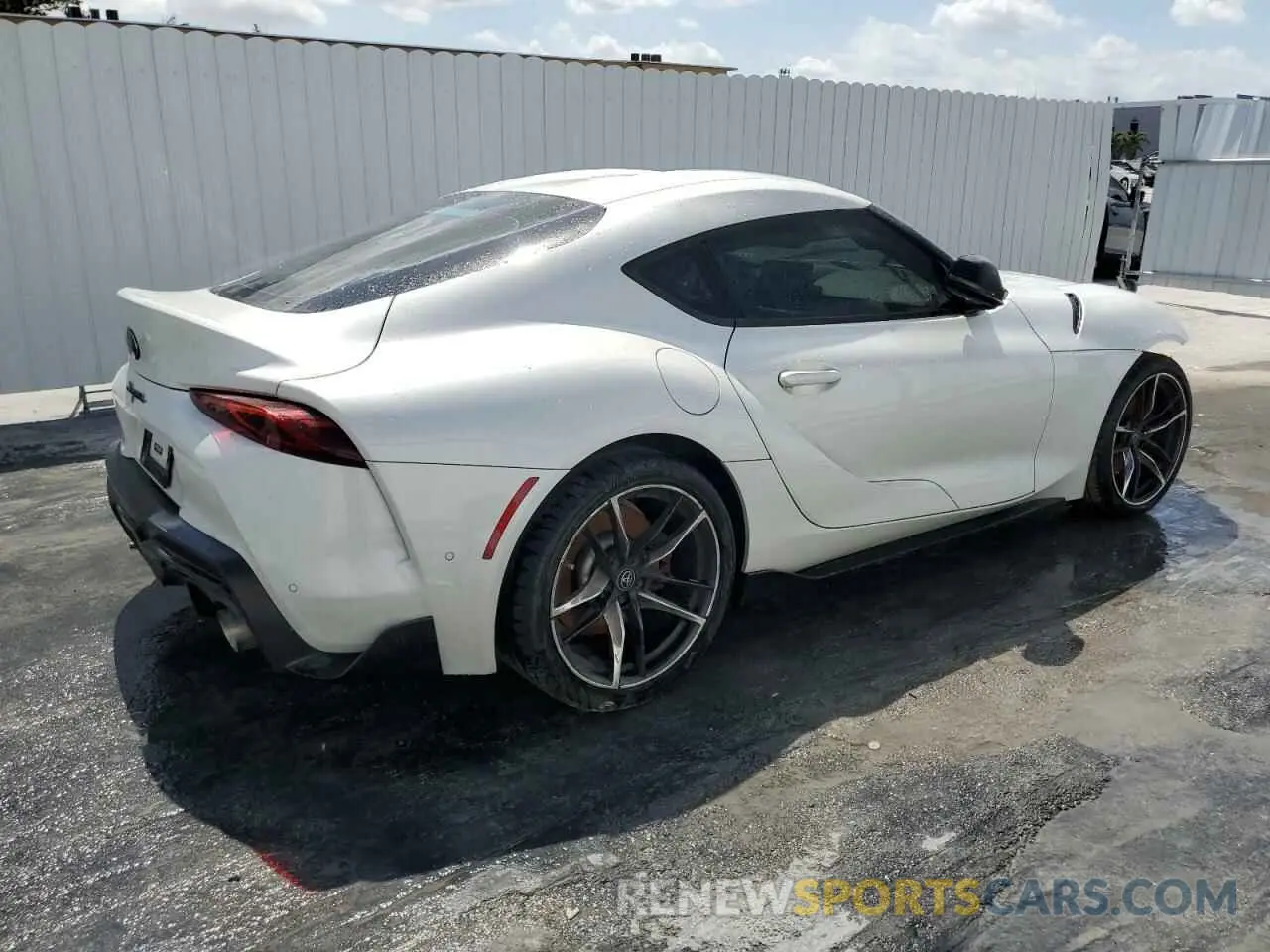 3 Фотография поврежденного автомобиля WZ1DB0C05MW041106 TOYOTA SUPRA 2021