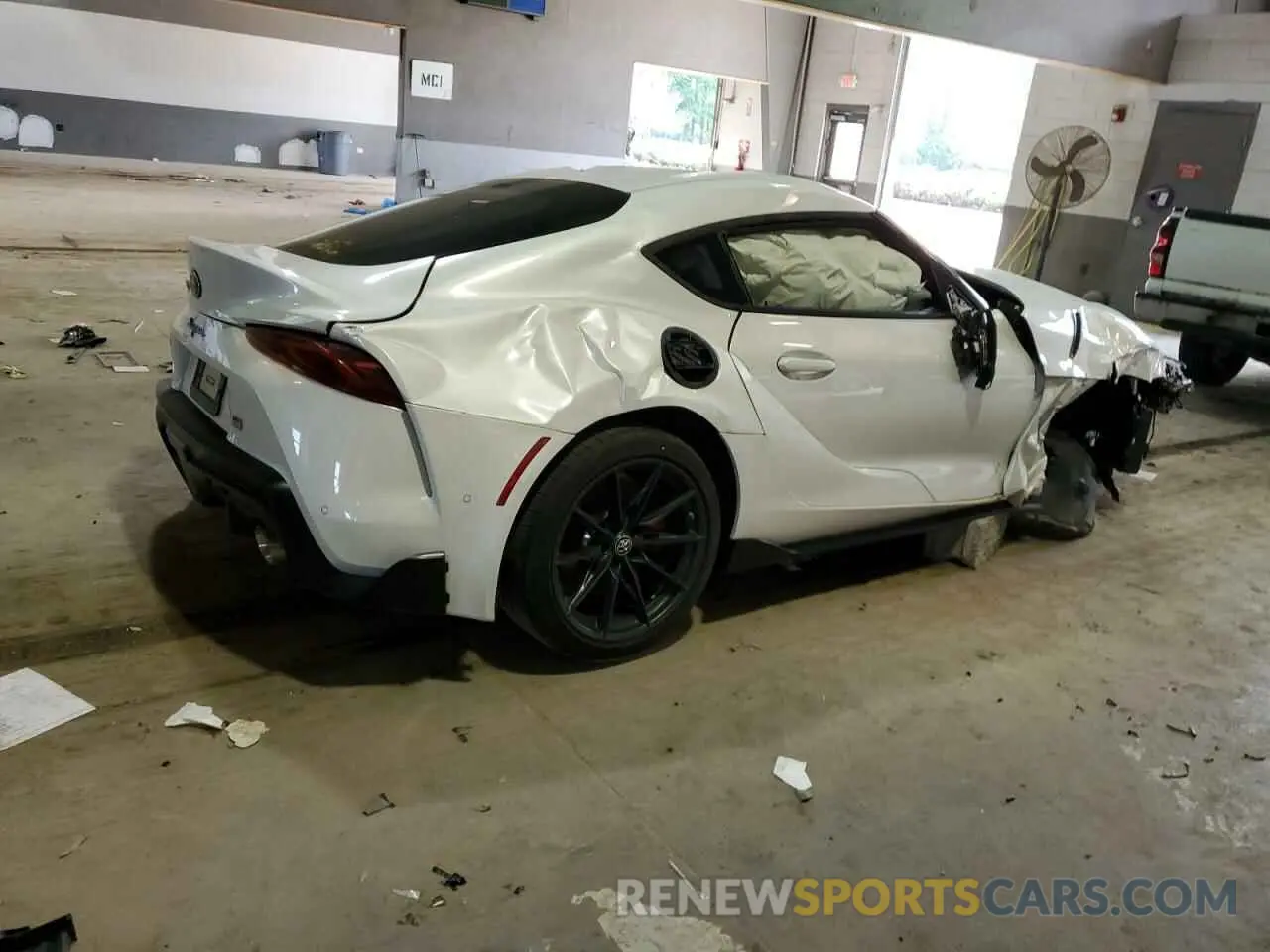 3 Фотография поврежденного автомобиля WZ1DB0G08PW058285 TOYOTA SUPRA 2023
