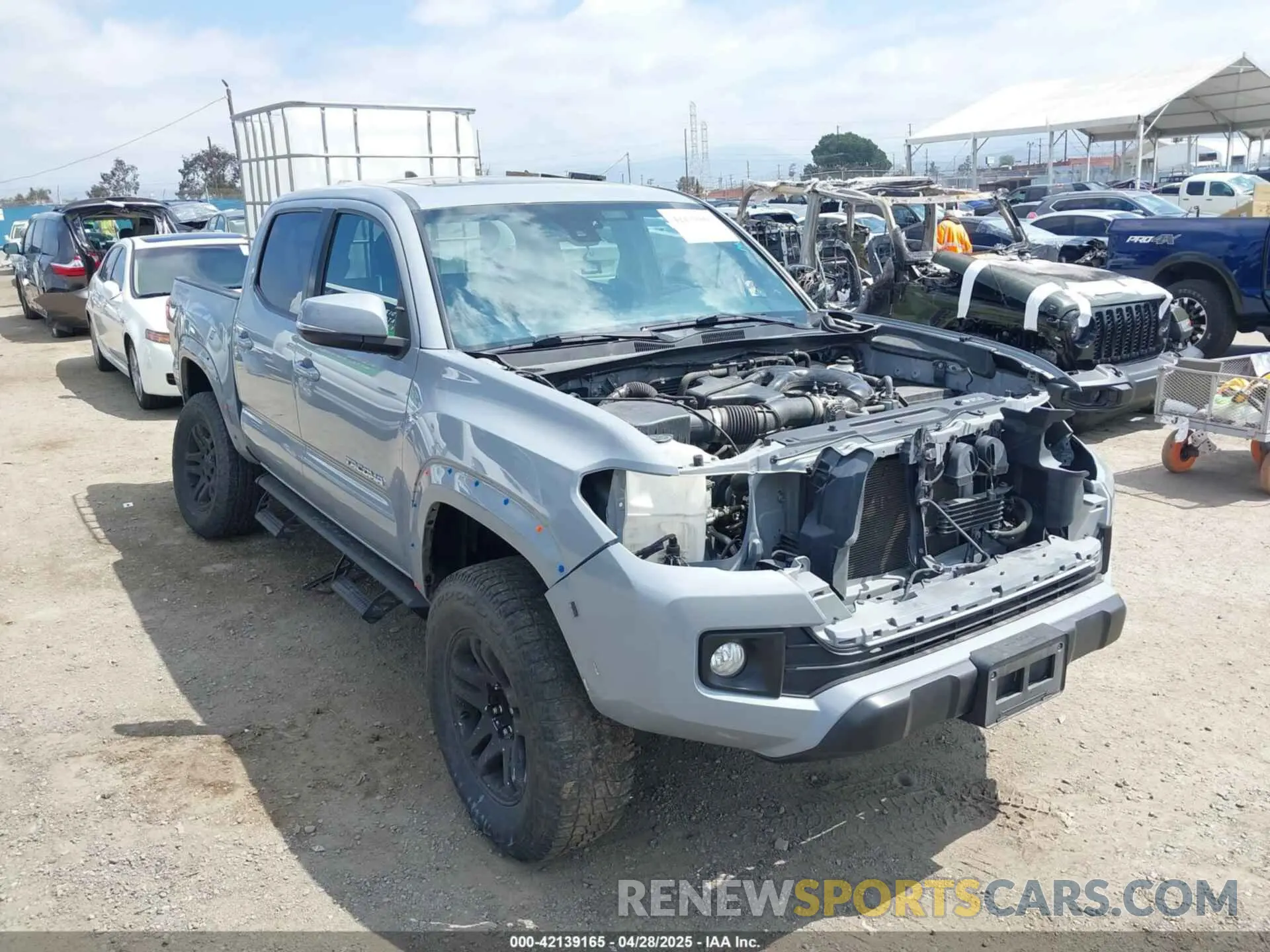 1 Фотография поврежденного автомобиля 3TMAZ5CN0KM089437 TOYOTA TACOMA 2019