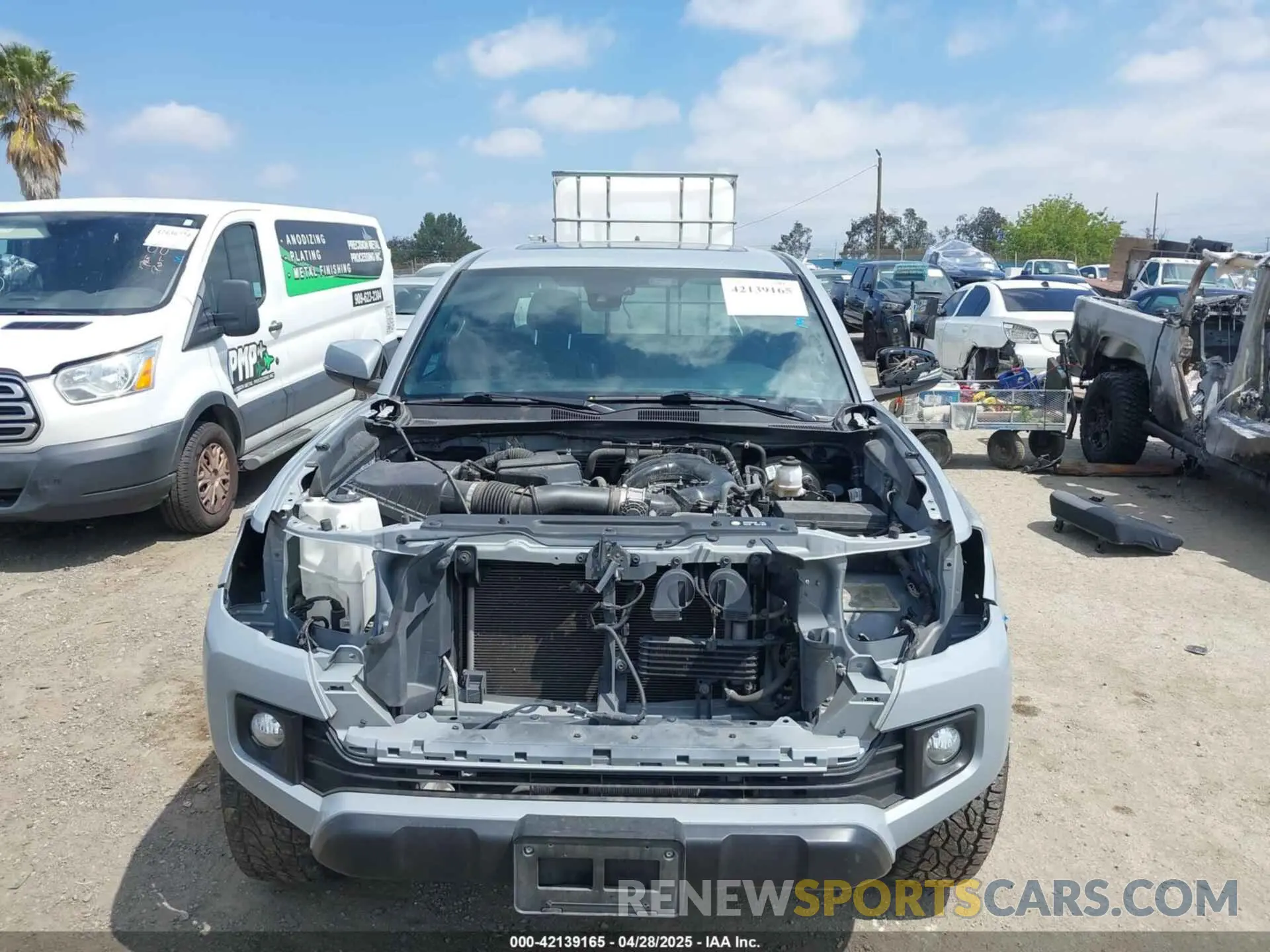13 Фотография поврежденного автомобиля 3TMAZ5CN0KM089437 TOYOTA TACOMA 2019