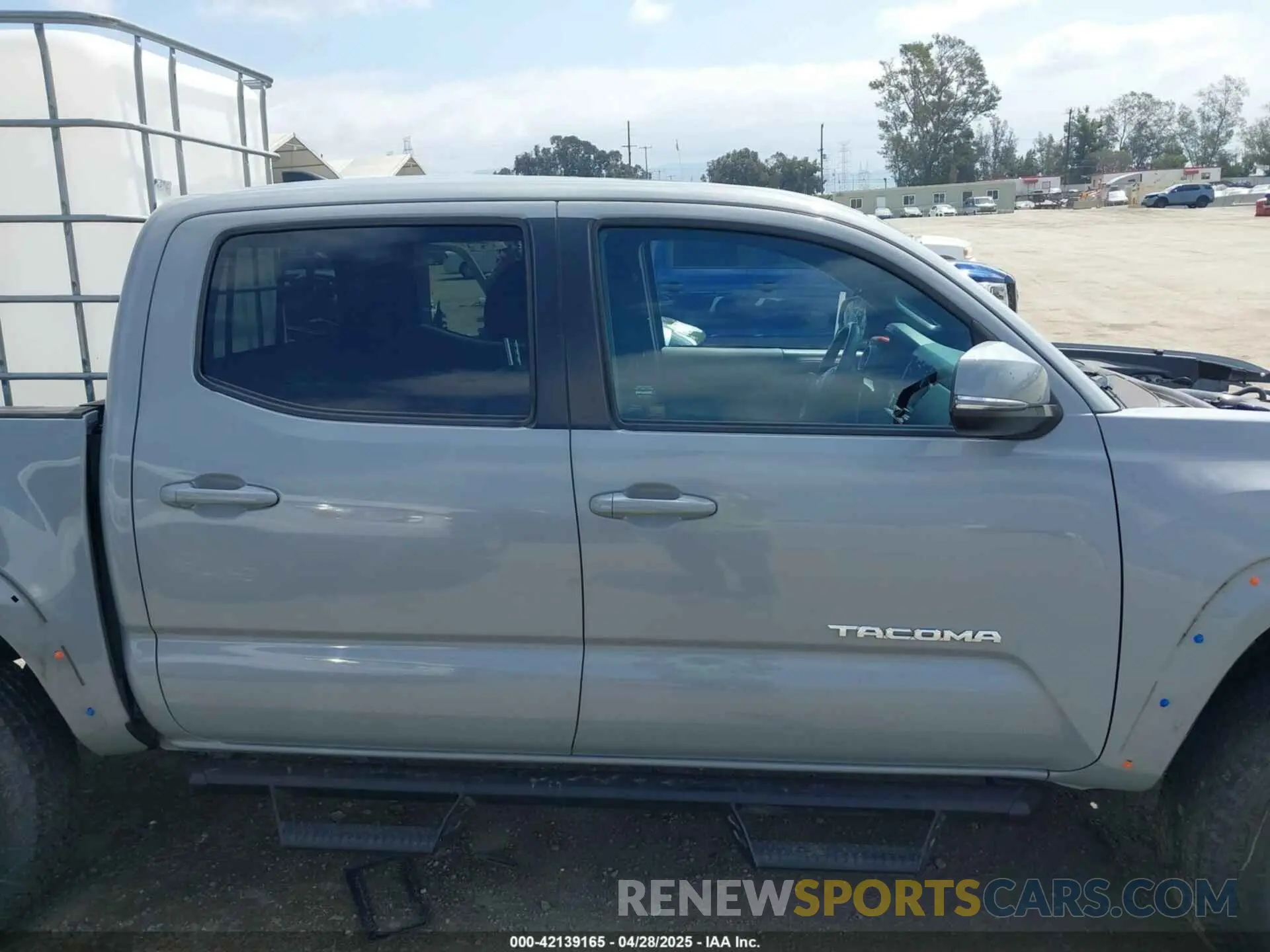14 Фотография поврежденного автомобиля 3TMAZ5CN0KM089437 TOYOTA TACOMA 2019