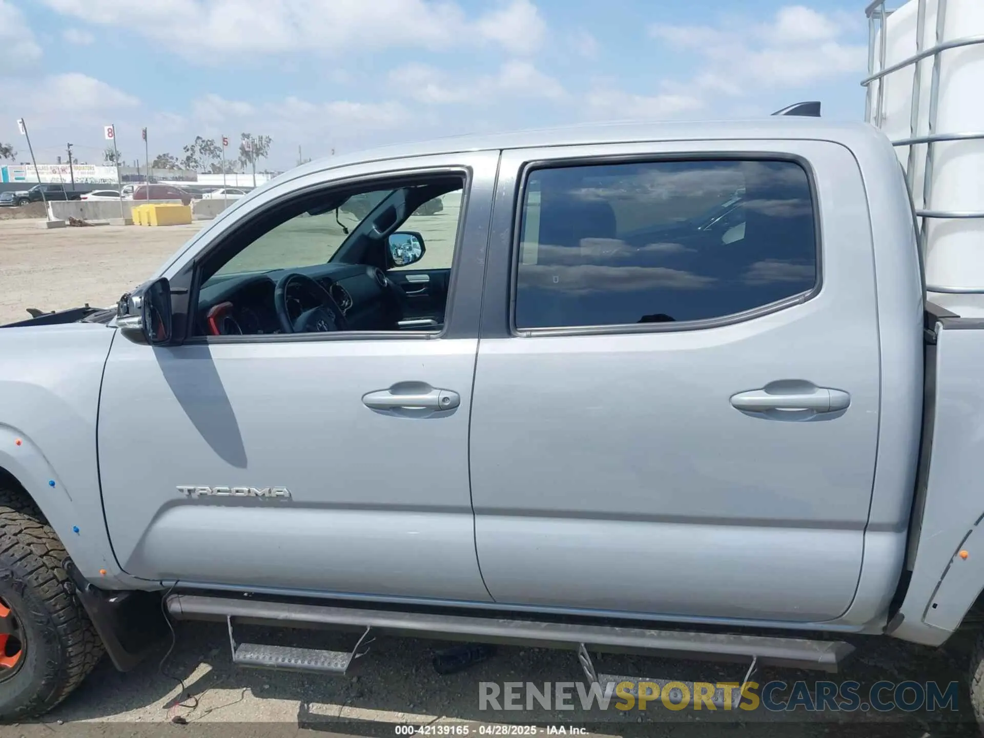 15 Фотография поврежденного автомобиля 3TMAZ5CN0KM089437 TOYOTA TACOMA 2019