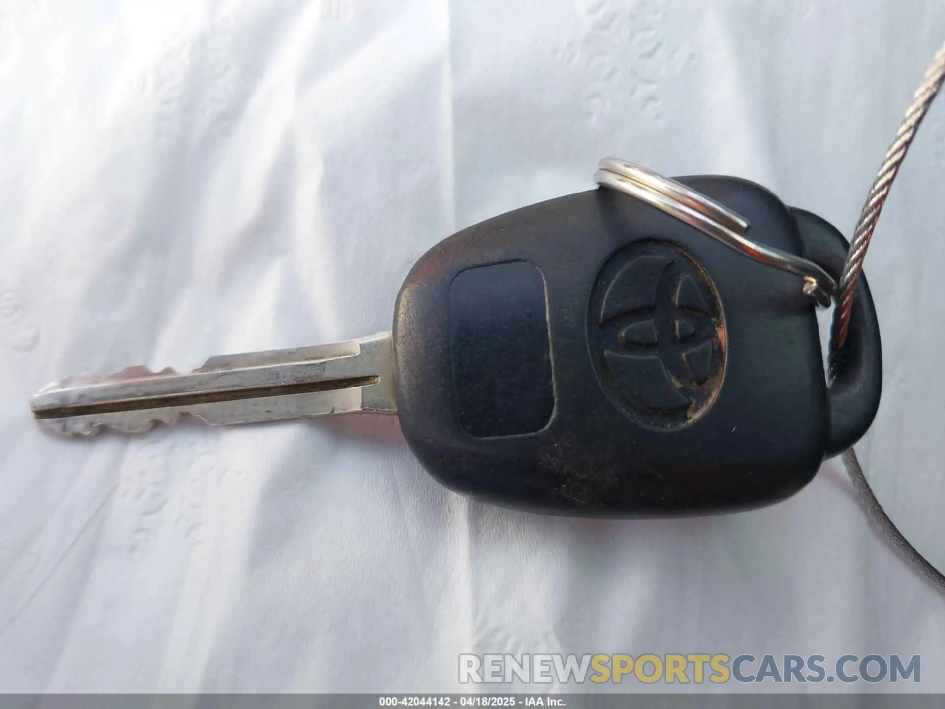 11 Photograph of a damaged car 3TMAZ5CN0KM104096 TOYOTA TACOMA 2019