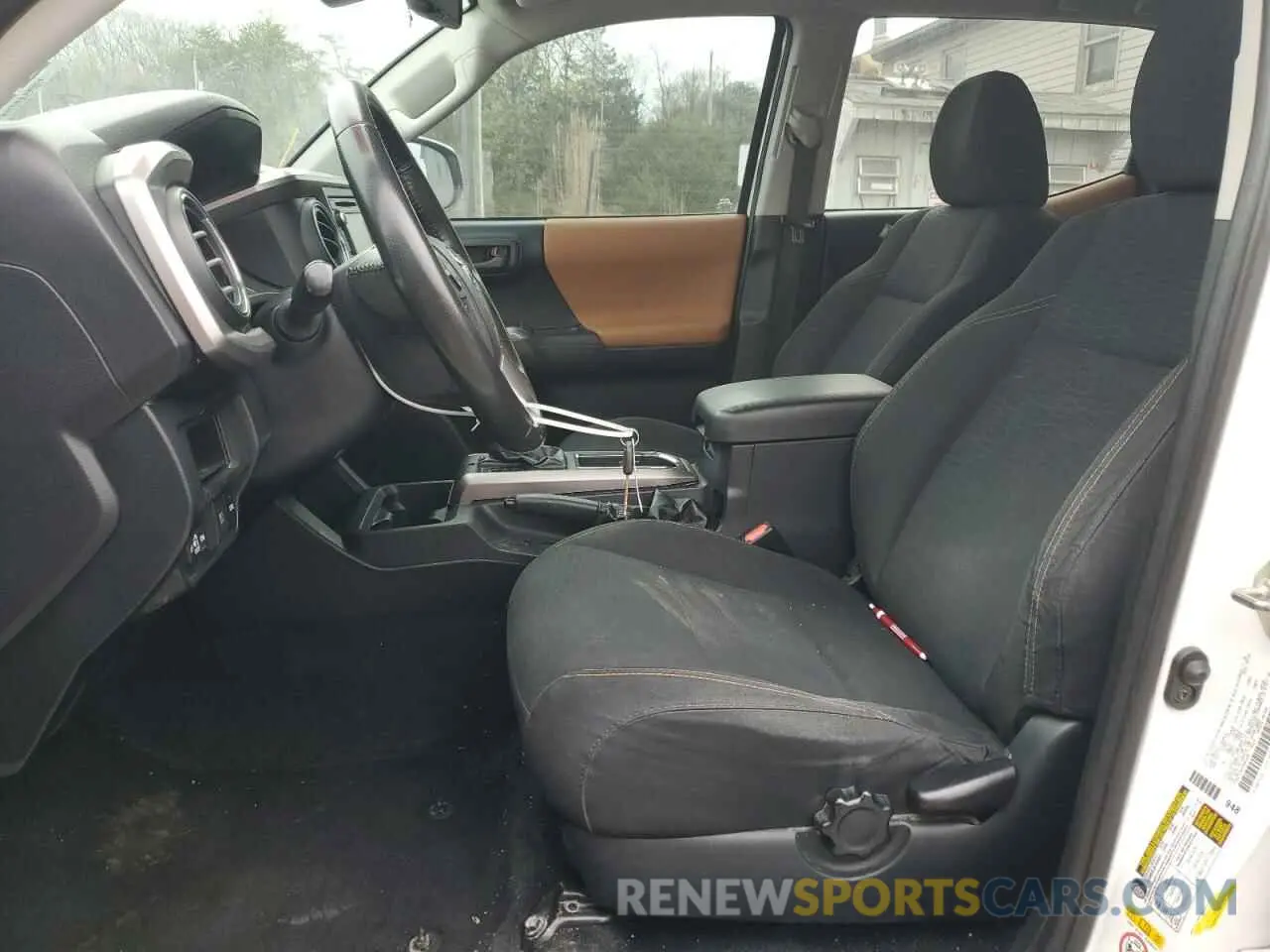 7 Фотография поврежденного автомобиля 3TMAZ5CN1KM081640 TOYOTA TACOMA 2019