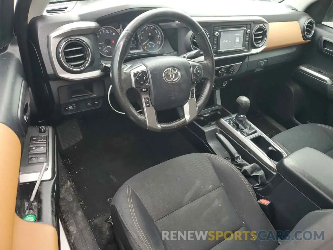 8 Фотография поврежденного автомобиля 3TMAZ5CN1KM081640 TOYOTA TACOMA 2019