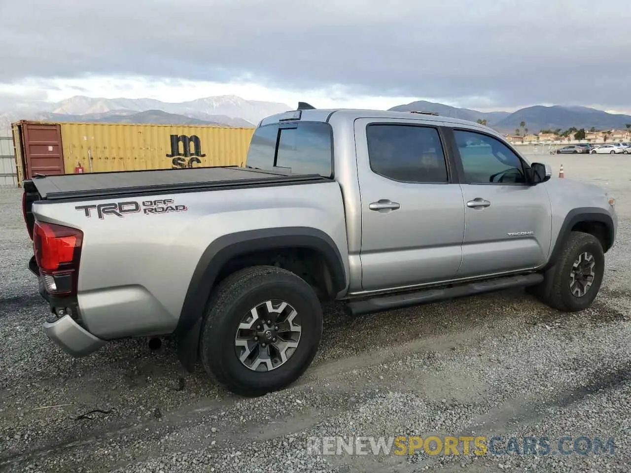 3 Photograph of a damaged car 3TMAZ5CN1KM103006 TOYOTA TACOMA 2019