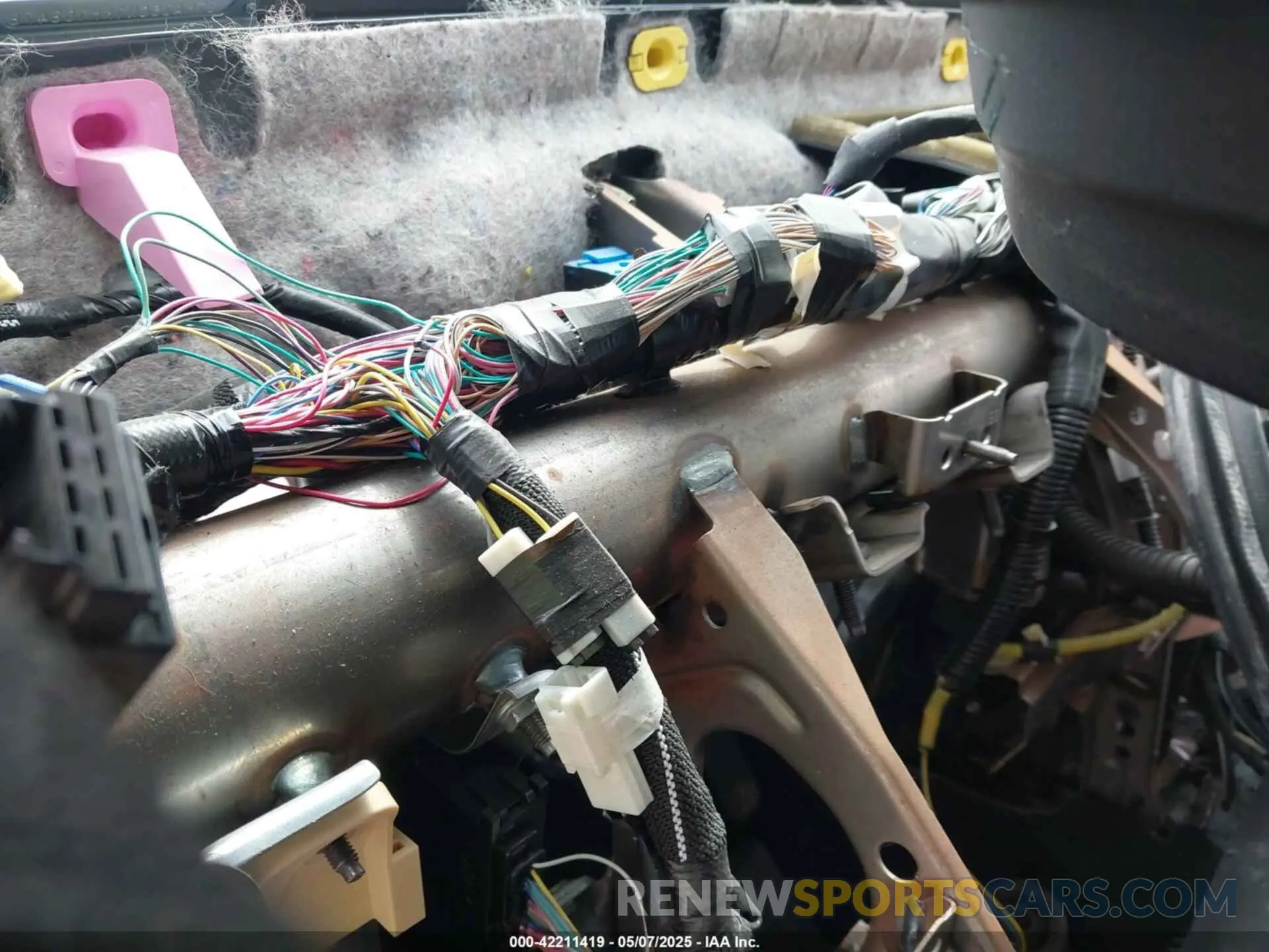 15 Photograph of a damaged car 3TMAZ5CN1KM108478 TOYOTA TACOMA 2019