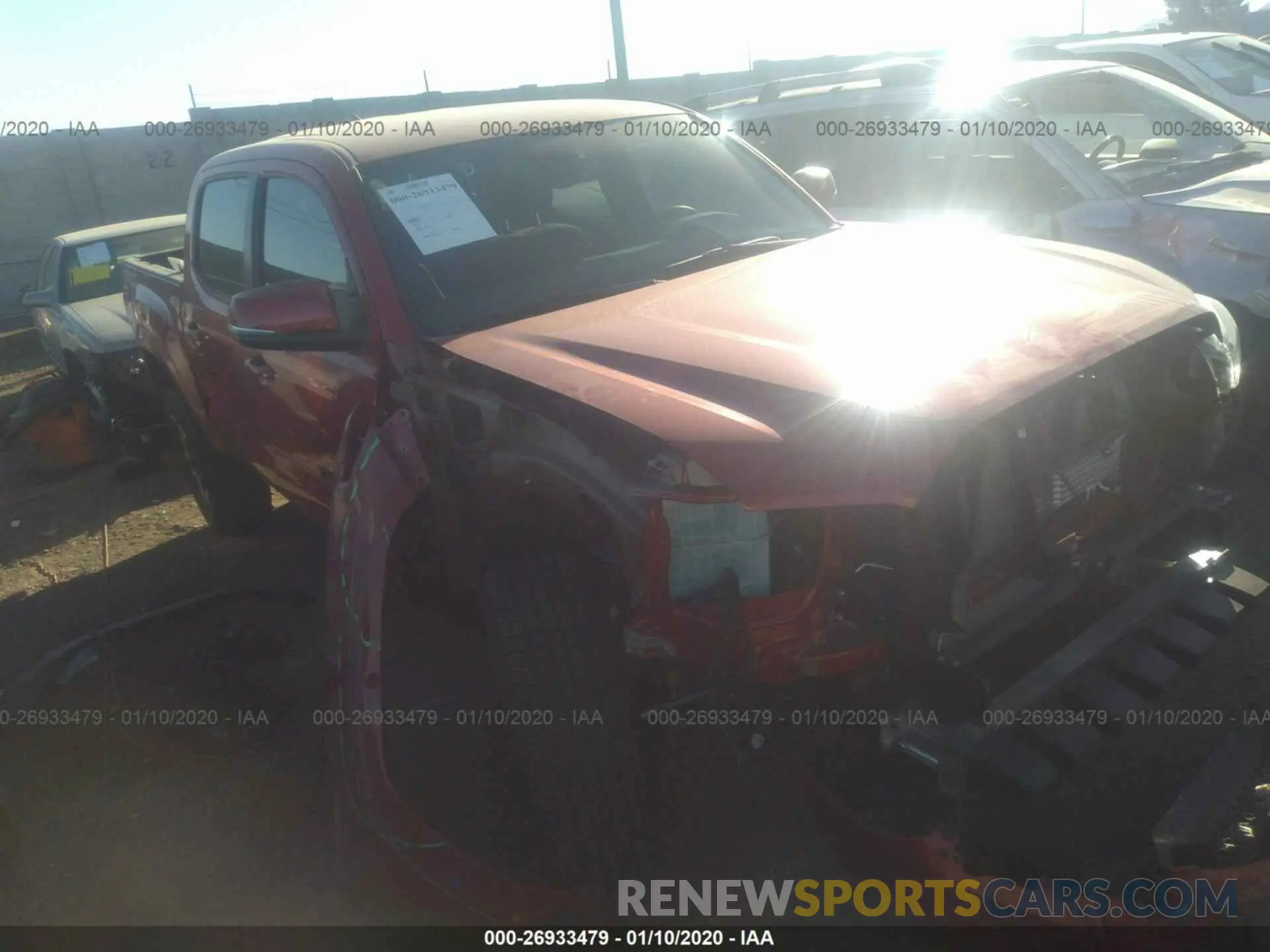 1 Photograph of a damaged car 3TMAZ5CN1KM113373 TOYOTA TACOMA 2019