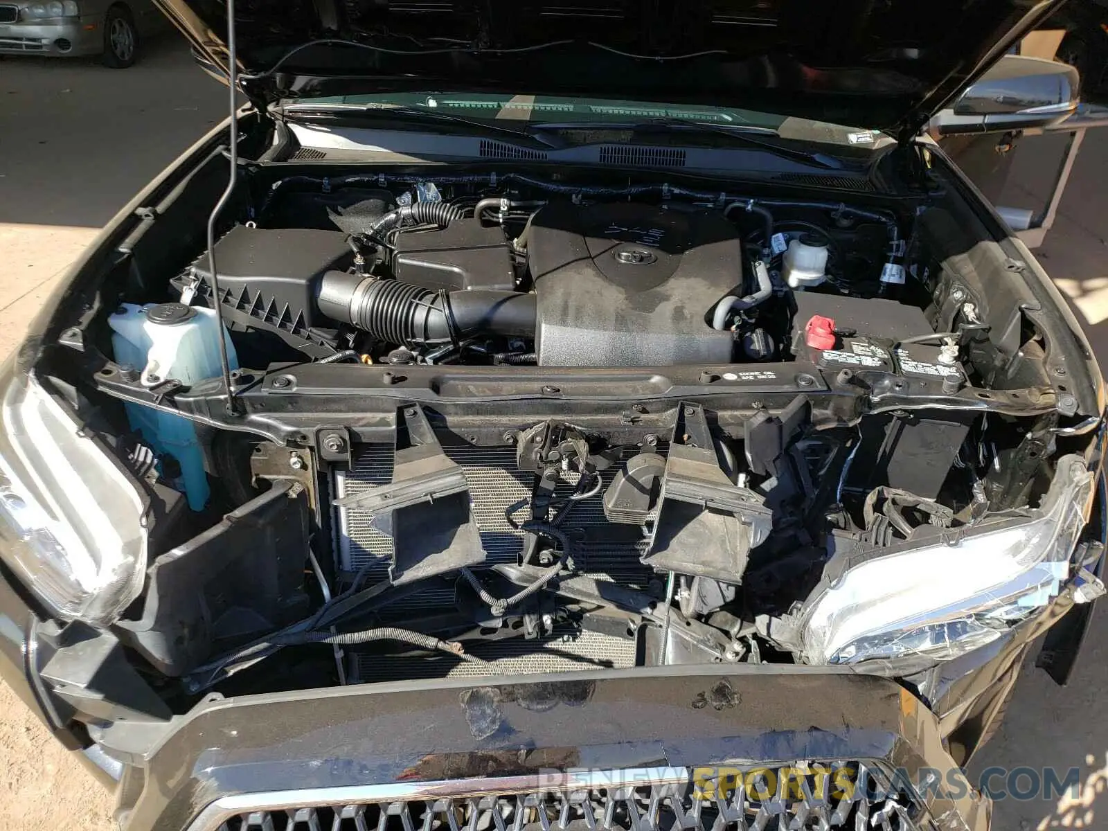 7 Photograph of a damaged car 3TMAZ5CN2KM086152 TOYOTA TACOMA 2019