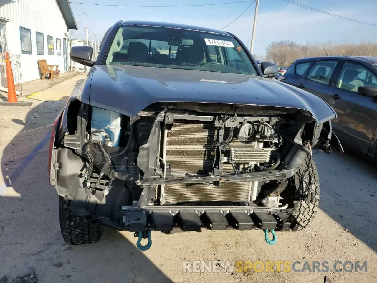 5 Photograph of a damaged car 3TMAZ5CN2KM101524 TOYOTA TACOMA 2019