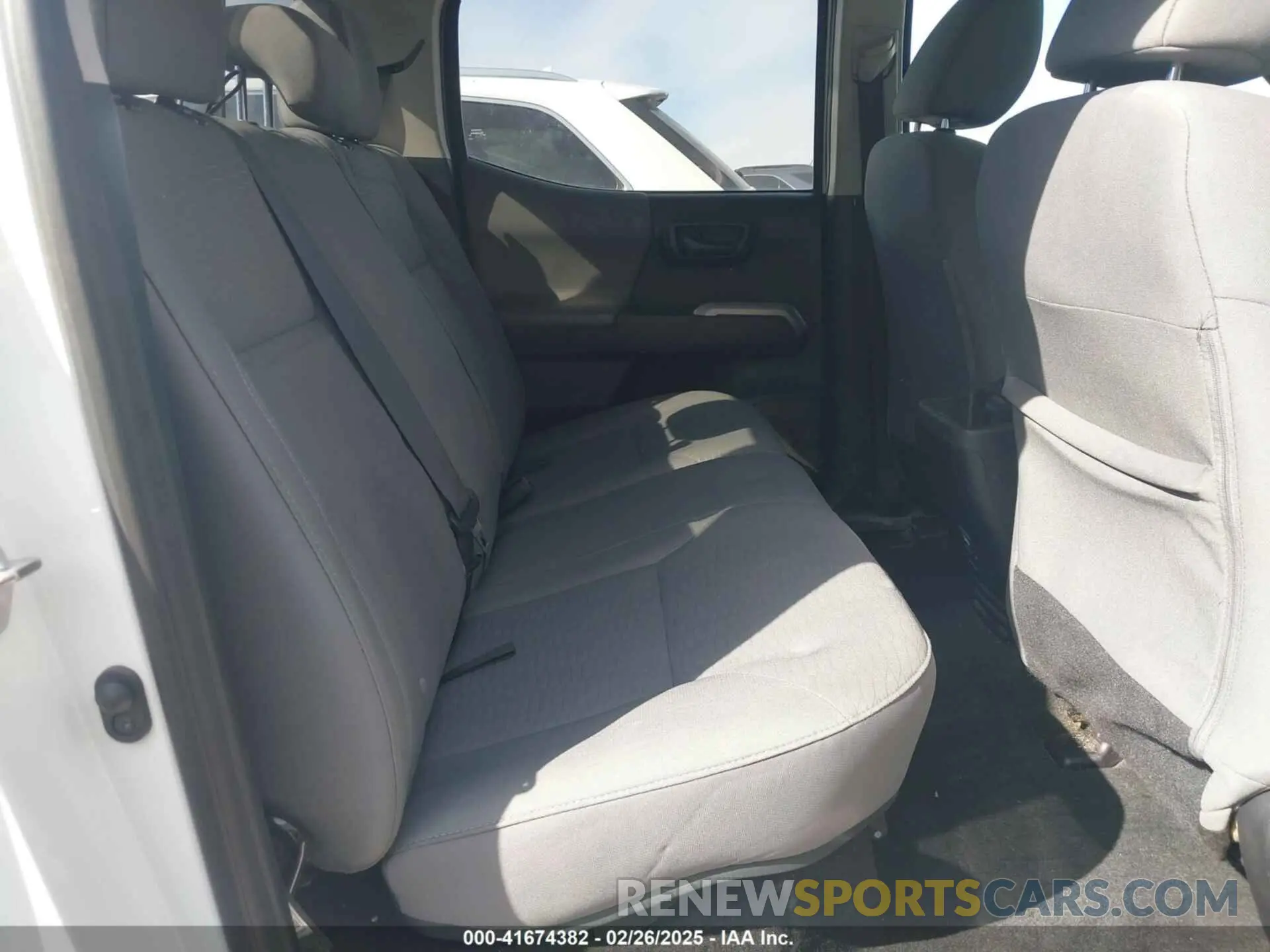 8 Photograph of a damaged car 3TMAZ5CN3KM086239 TOYOTA TACOMA 2019
